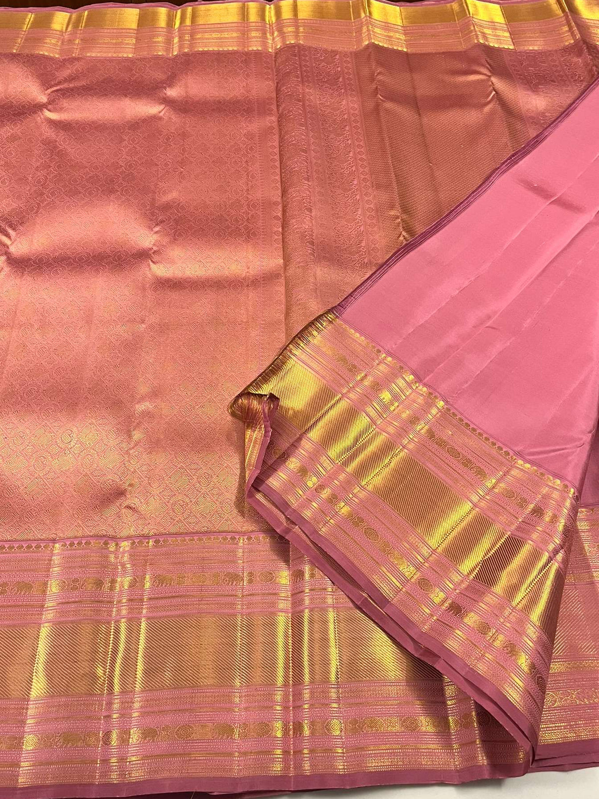 Kanchivaram Silk SBF128I6-3 By SRISHTA