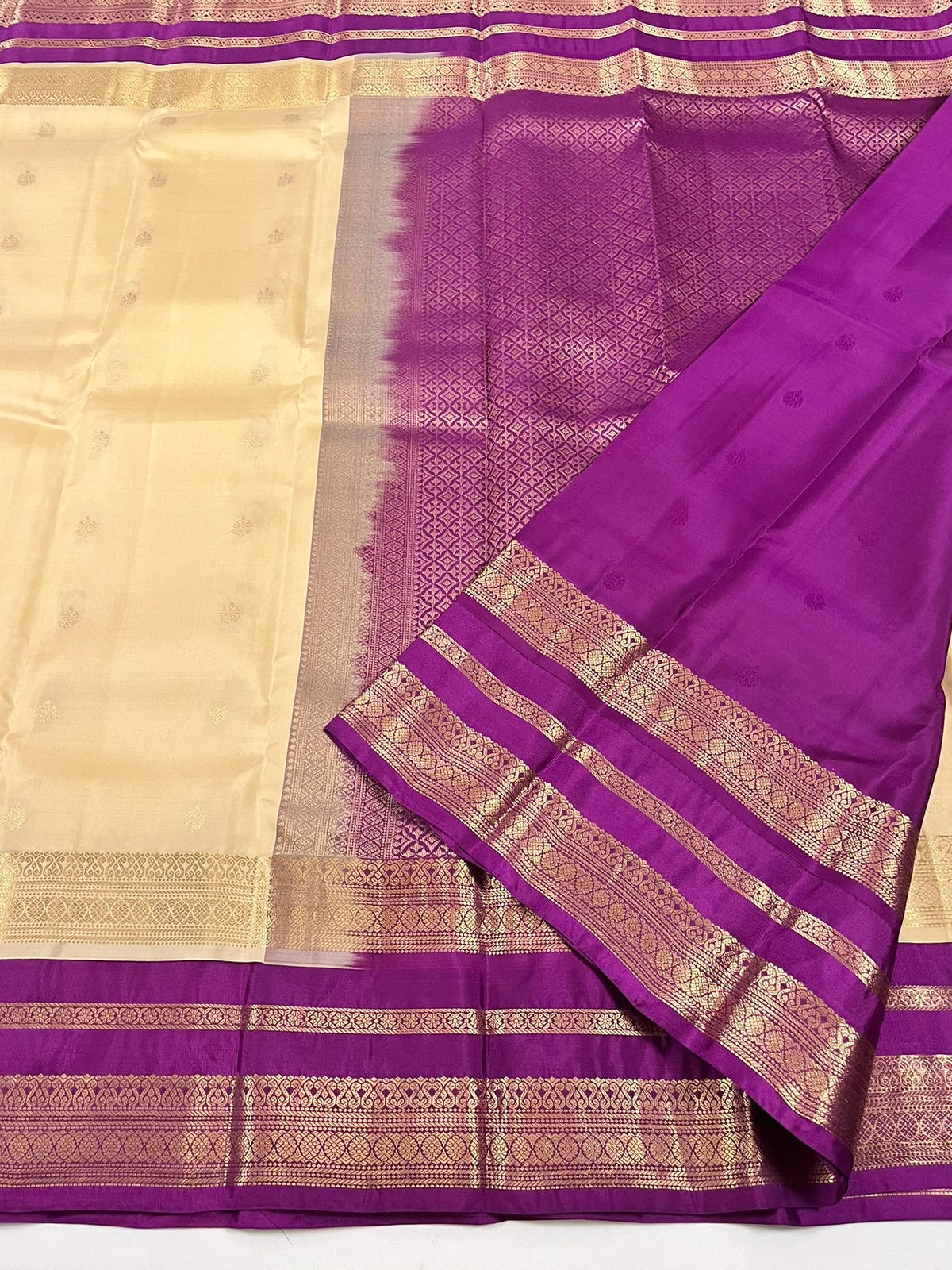 Kanchivaram Silk SBF130I1-3 By SRISHTA