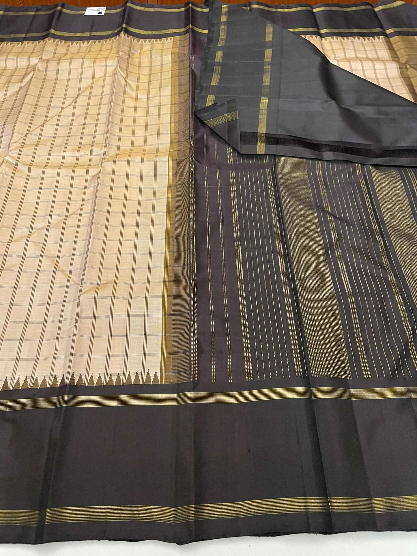 Kanchivaram Silk SBE134J6-1 By SRISHTA