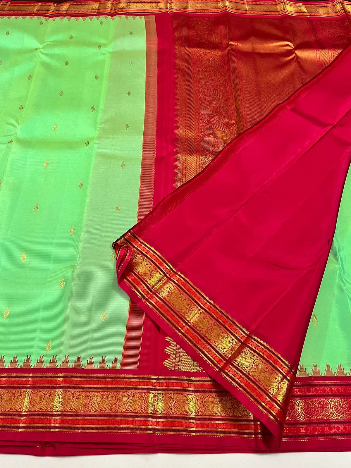 Kanchivaram Silk SBF128I8-3 By SRISHTA
