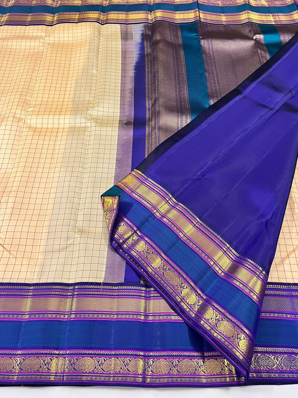 Kanchivaram Silk SBF128I8-11 By SRISHTA