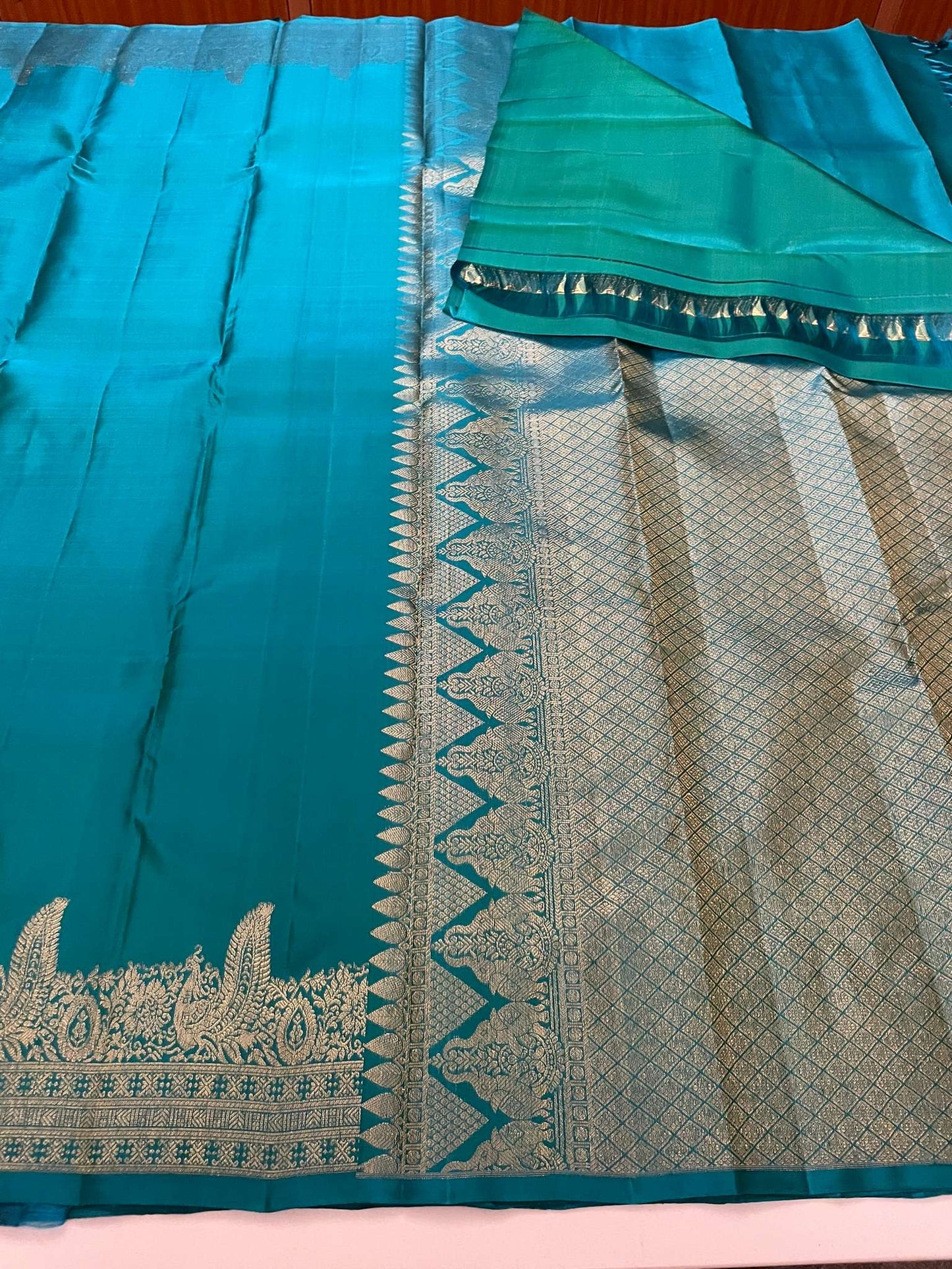 Kanchivaram Silk SBE135J10-1 By SRISHTA