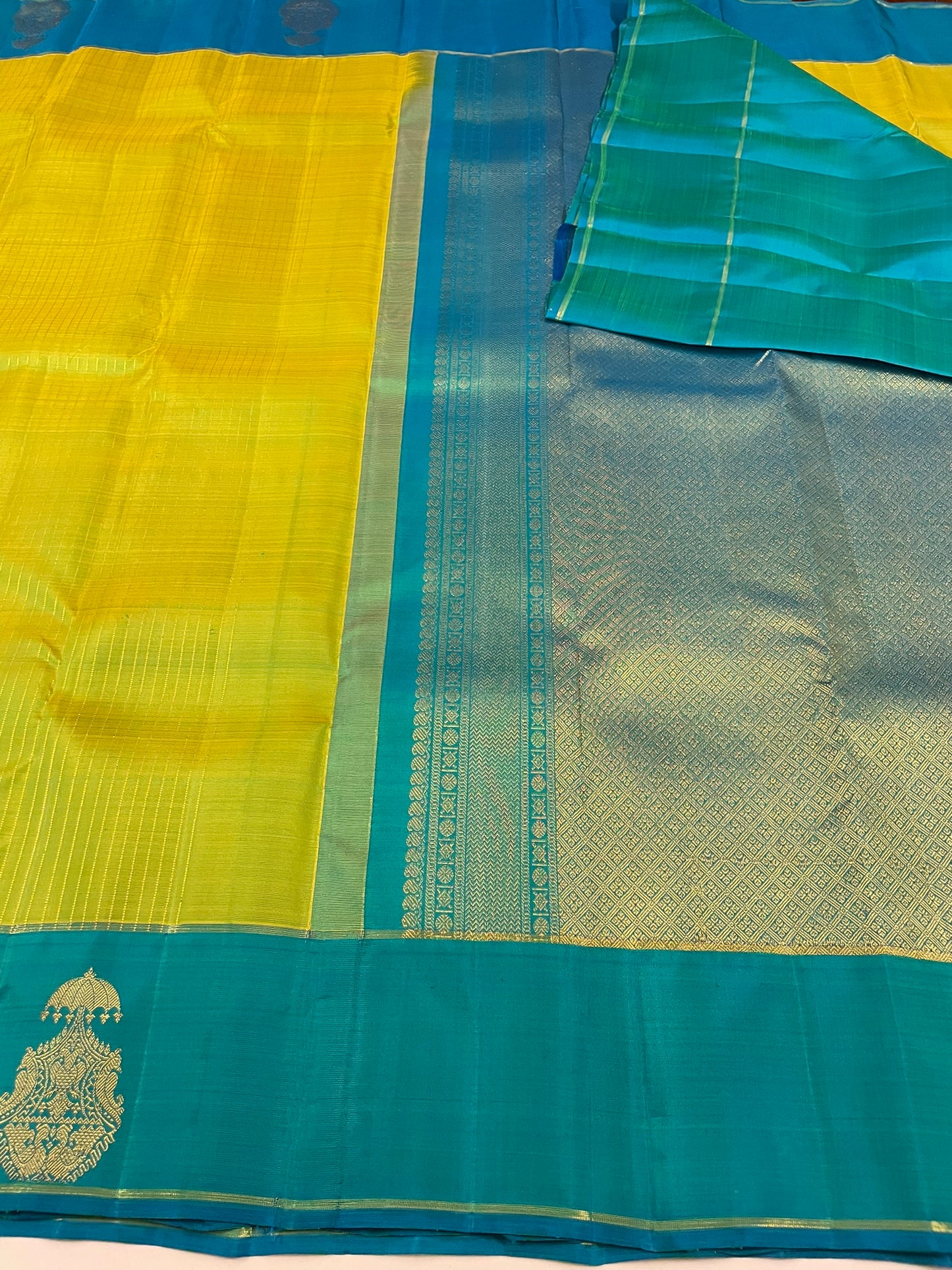 Kanchivaram Silk SBF30E27-3 By SRISHTA