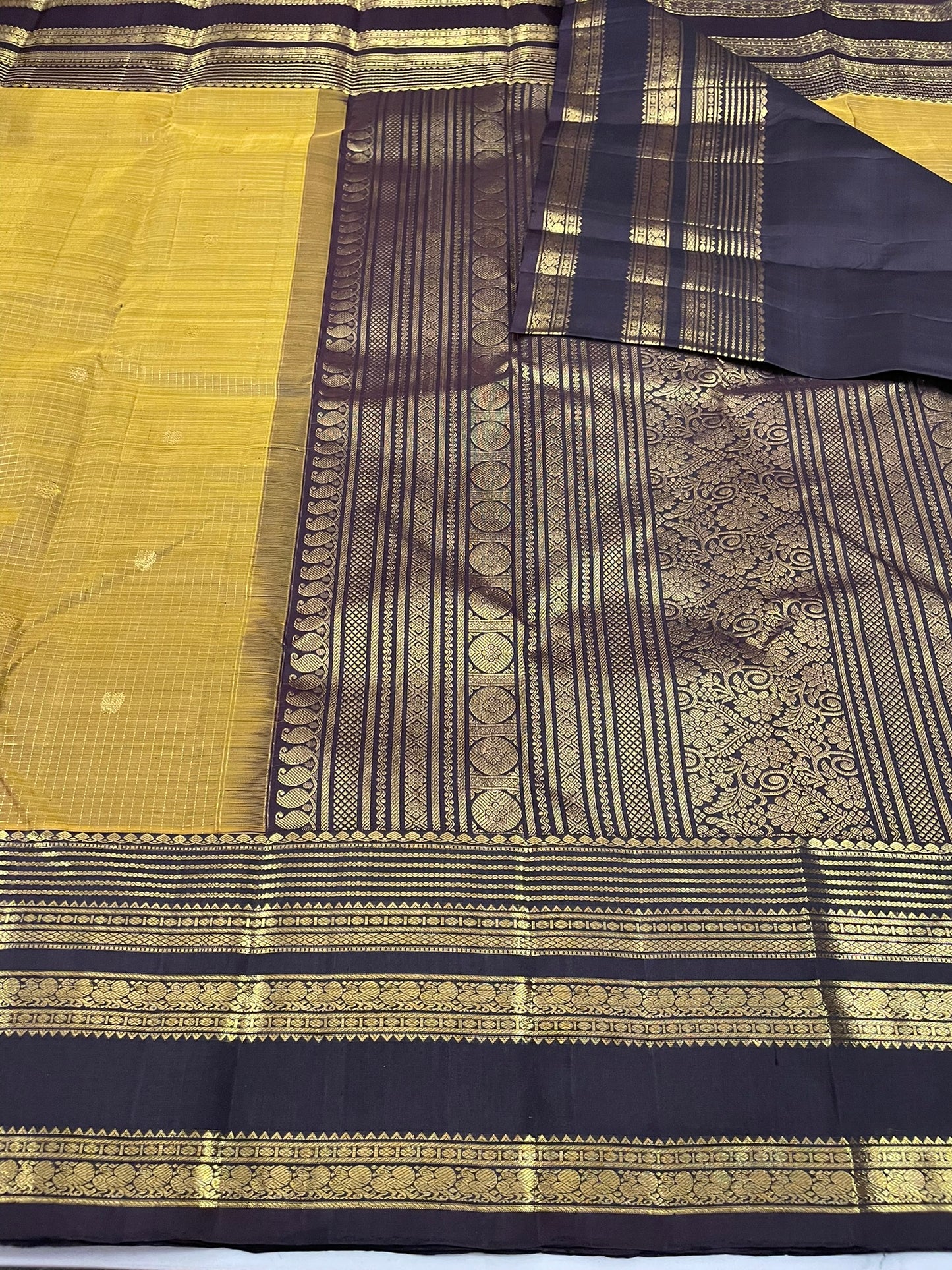Kanchivaram Silk SBF30E5-2 By SRISHTA