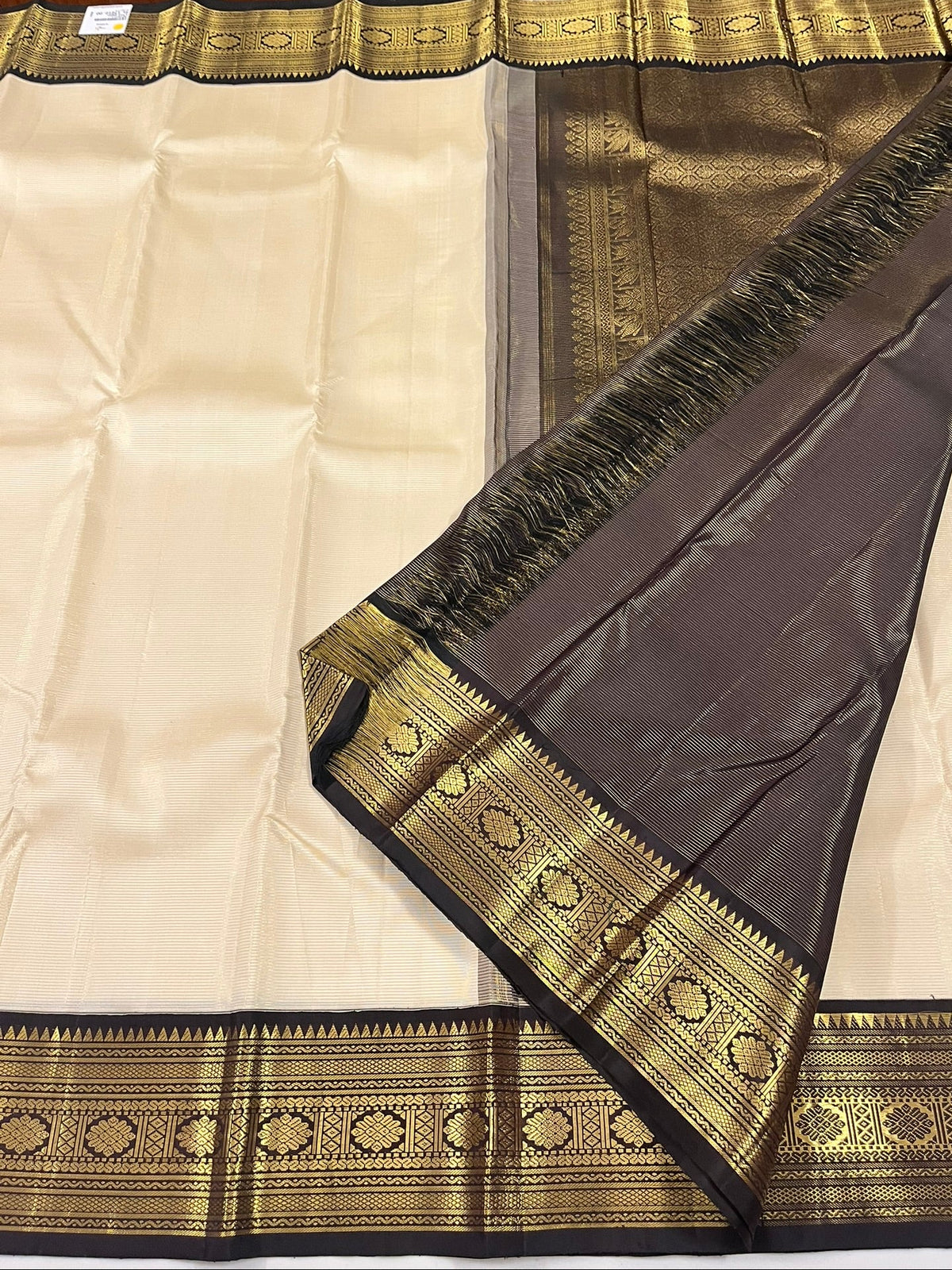 Kanchivaram Silk SBF142J1-1 By SRISHTA