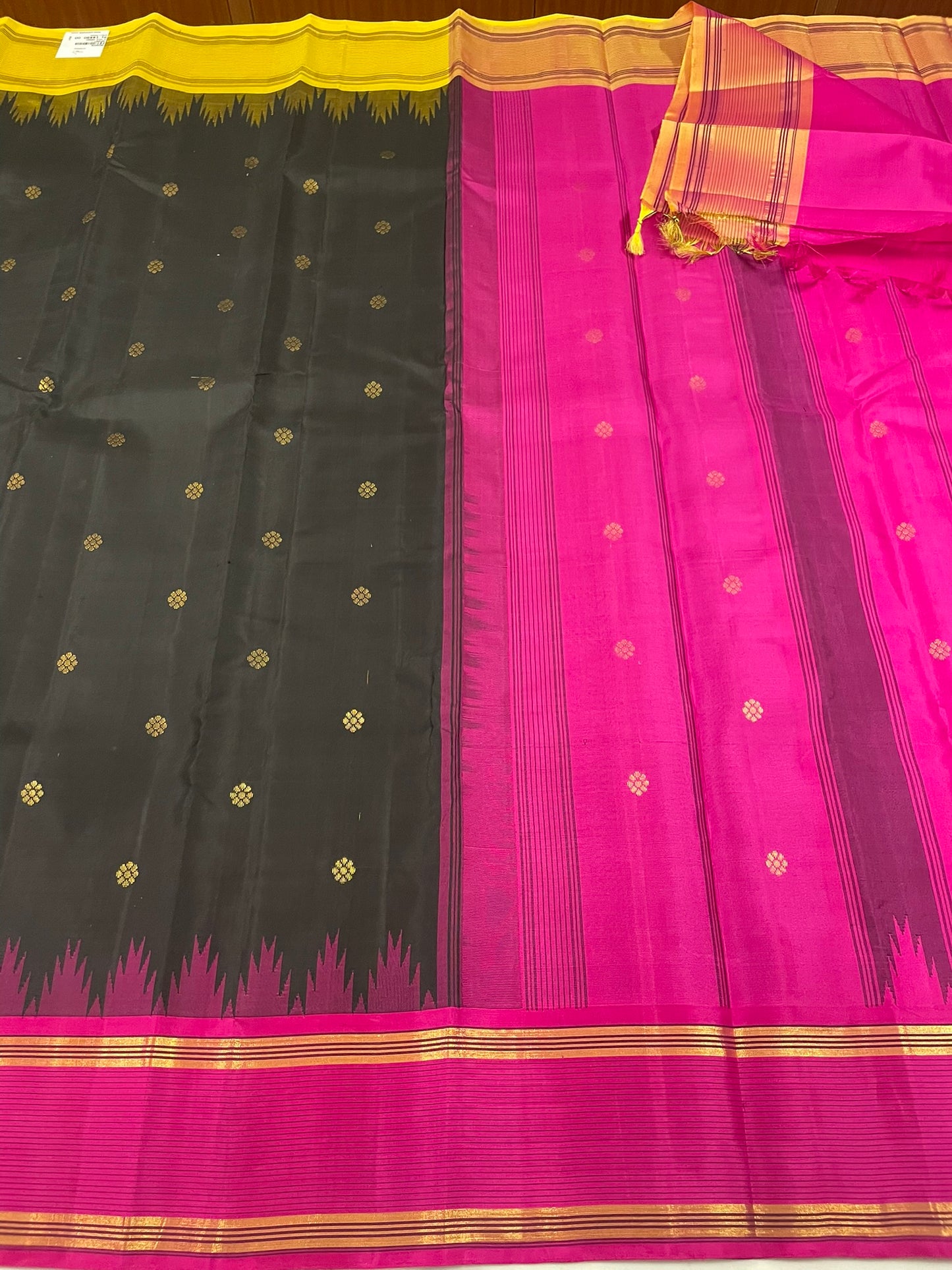 Kanchivaram Silk SBF26E7-1 By SRISHTA