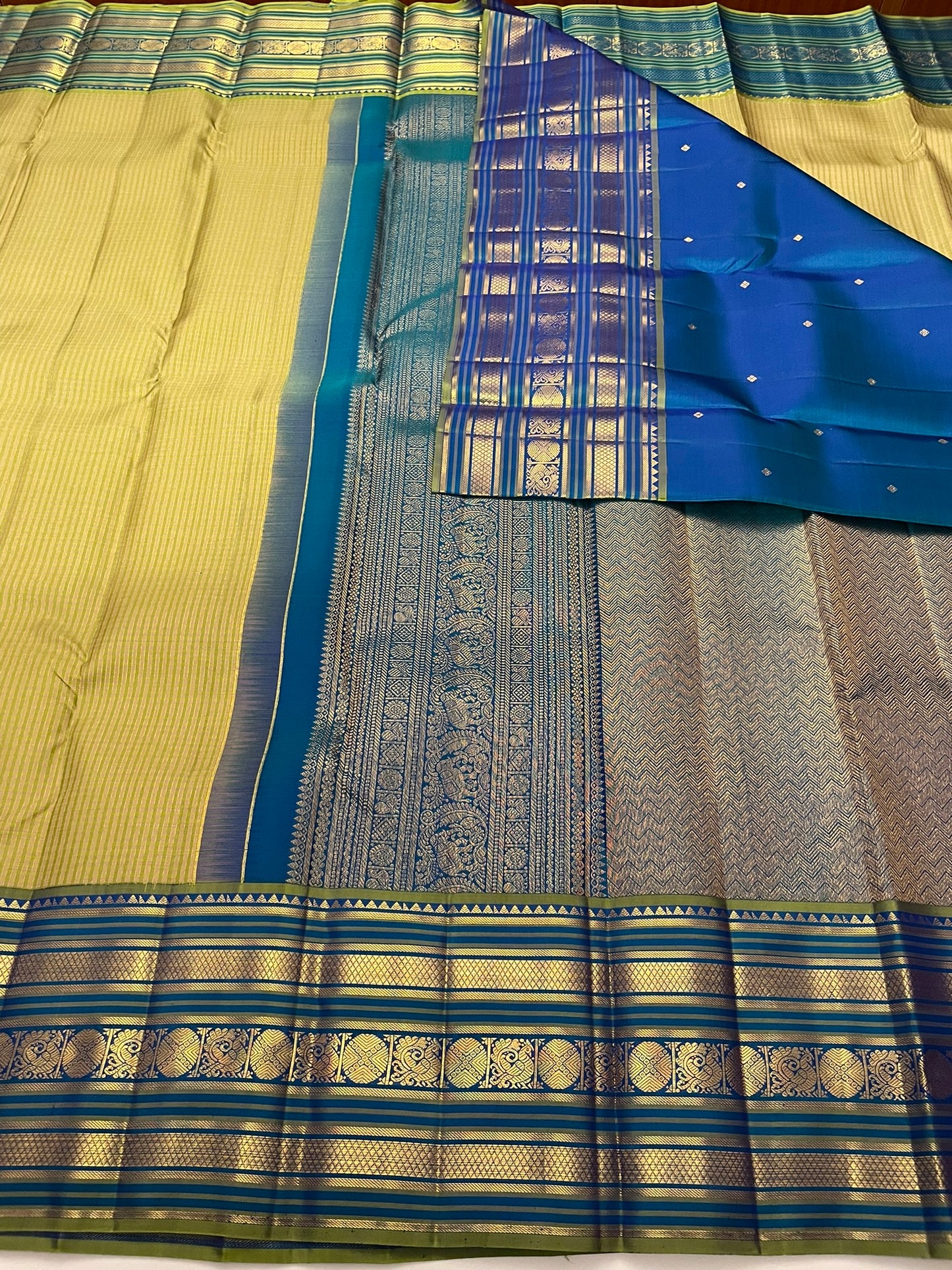 BKanchivaram Silk SBE236A18 - 4 By SRISHTA