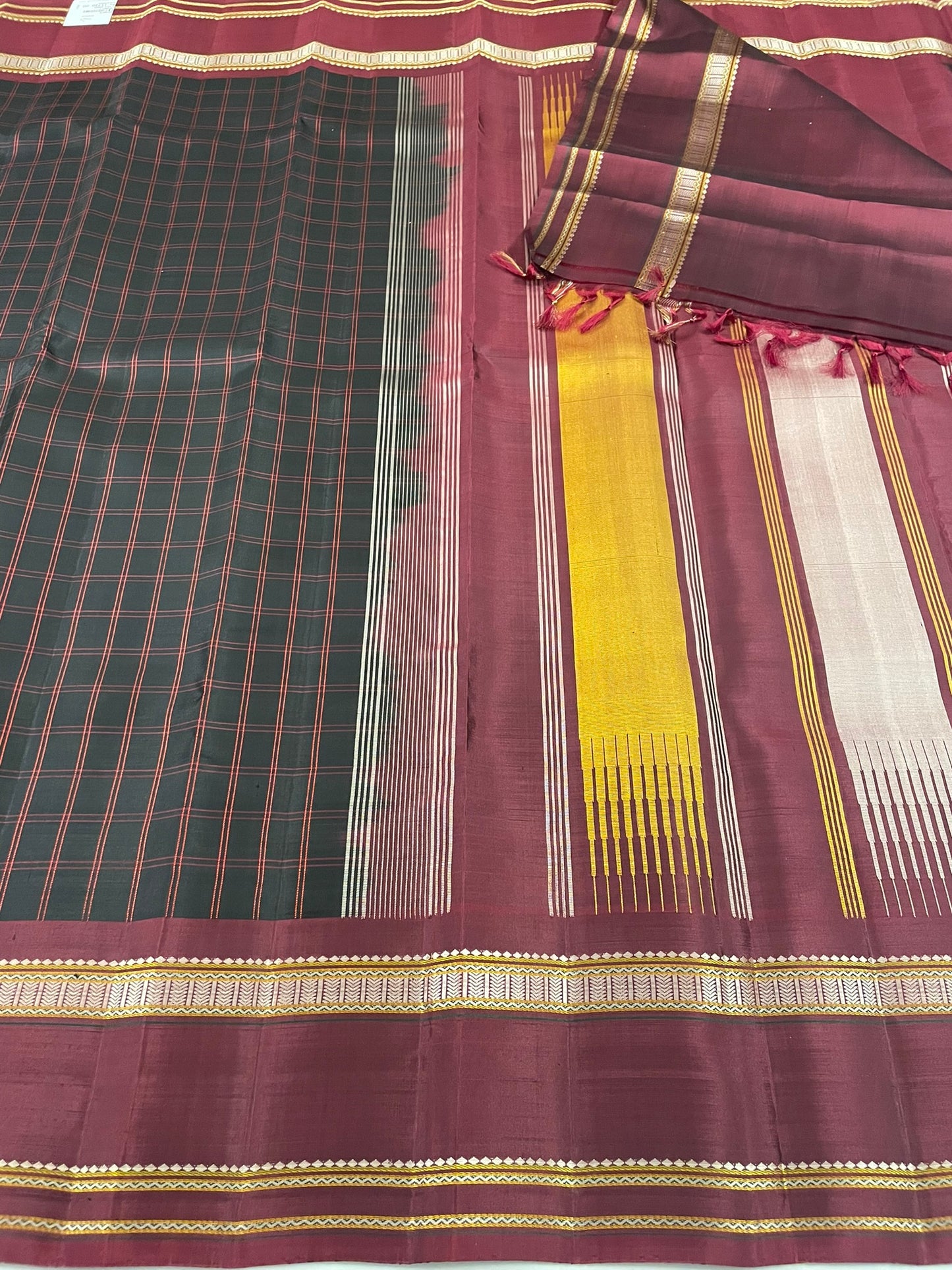 Kanchivaram Silk SBF26E3-1 By SRISHTA