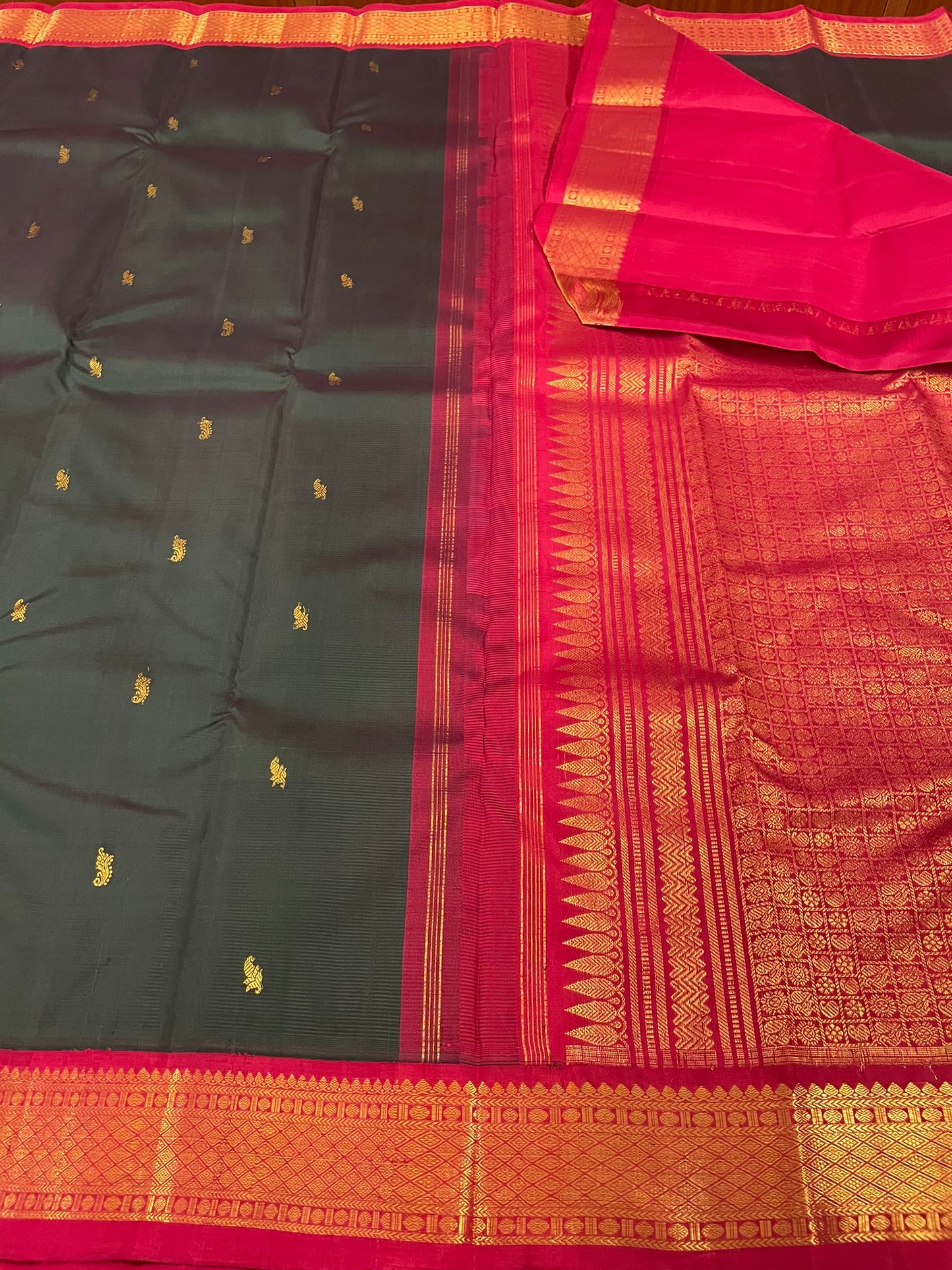 Kanchivaram Silk SBF33E3-2 By SRISHTA
