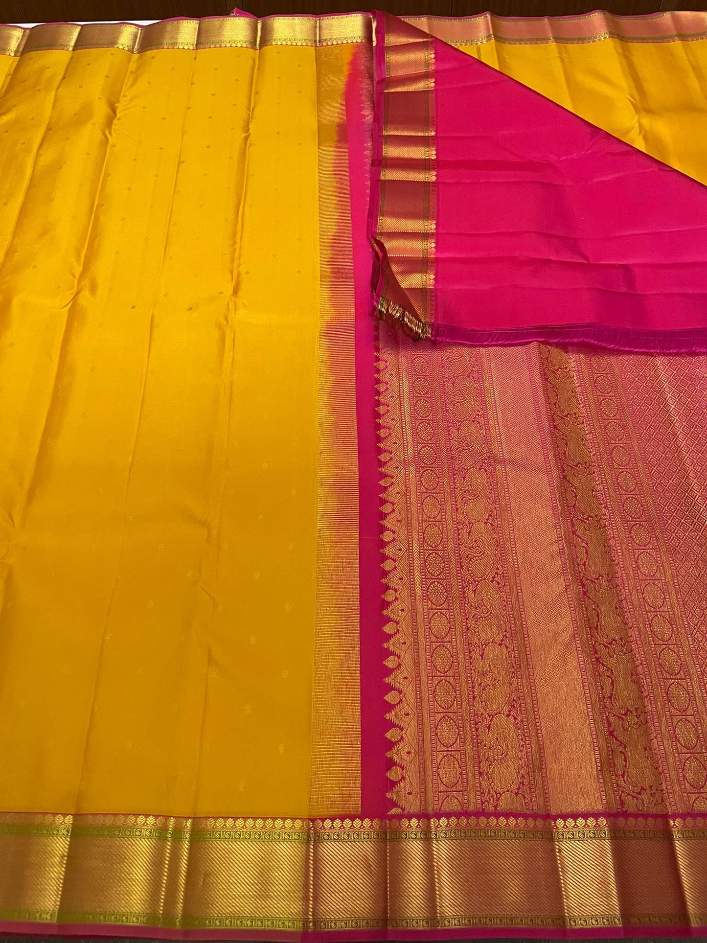 Kanchivaram Silk SBE187K15-6 By SRISHTA