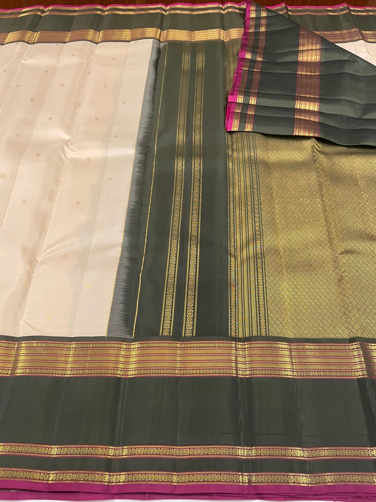 Kanchivaram Silk SBF45E1-1 By SRISHTA