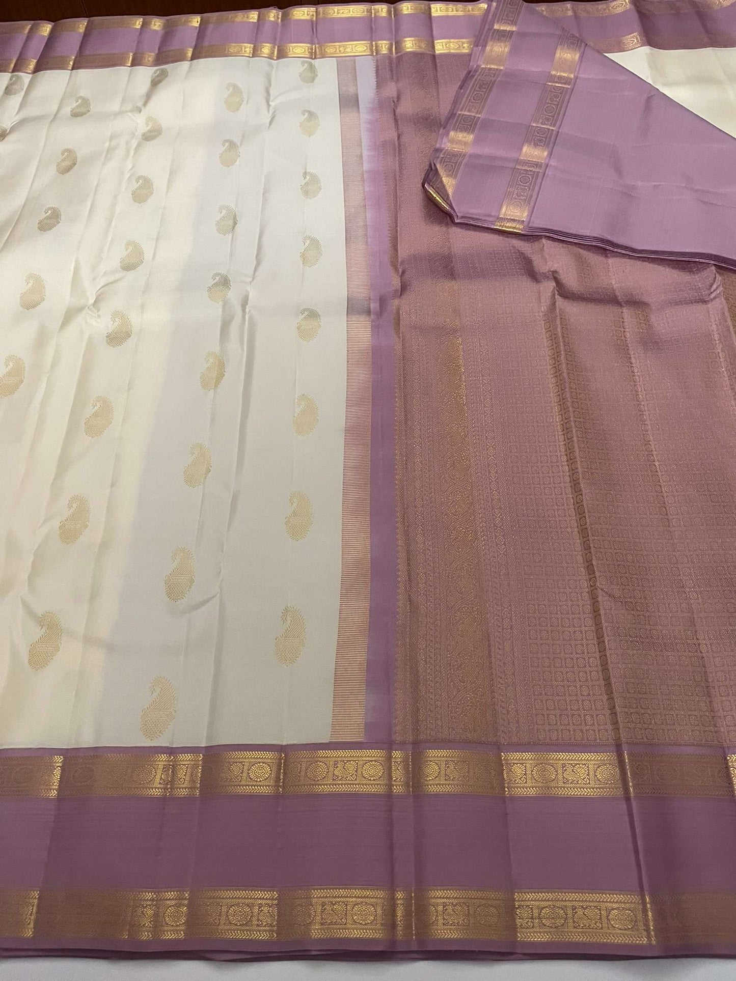 Kanchivaram Silk SBE249B7-5 By SRISHTA