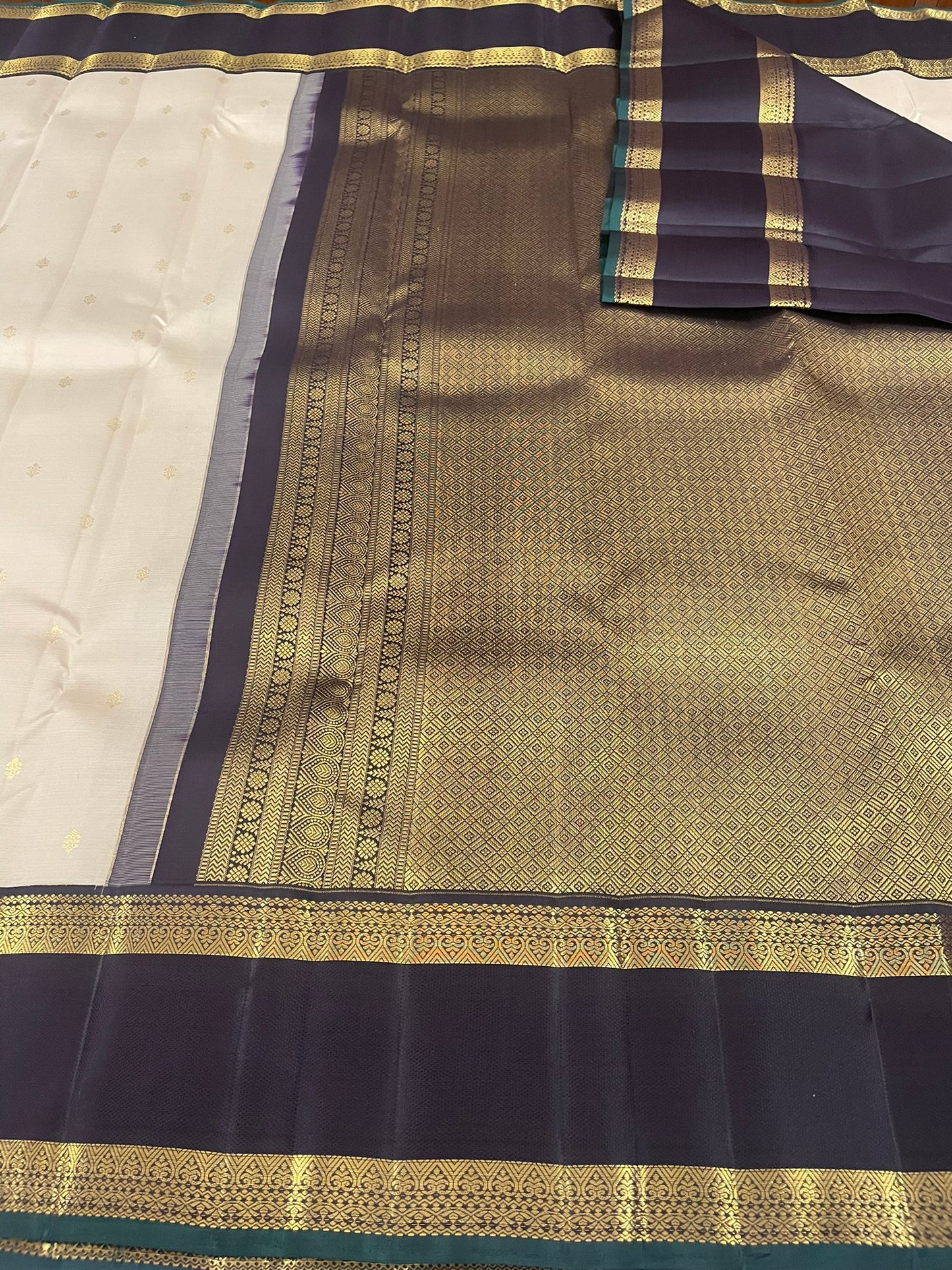Kanchivaram Silk SBF45E1-5 By SRISHTA