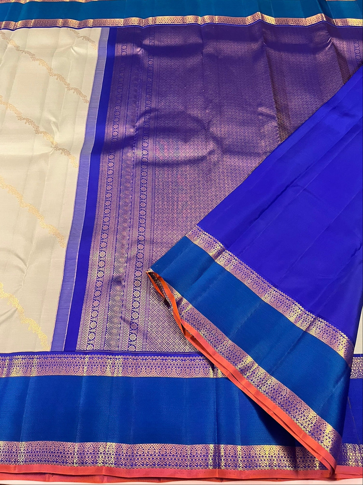 Kanchivaram Silk SBF152J30-1 By SRISHTA