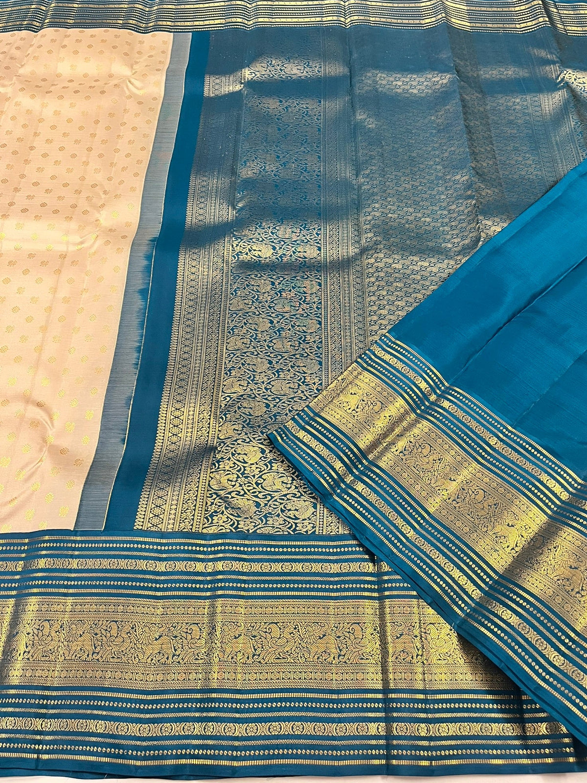 Kanchivaram Silk SBF152J32-3 By SRISHTA