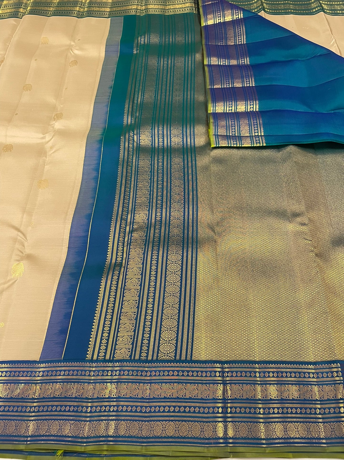 Kanchivaram Silk SBF45E6-6 By SRISHTA