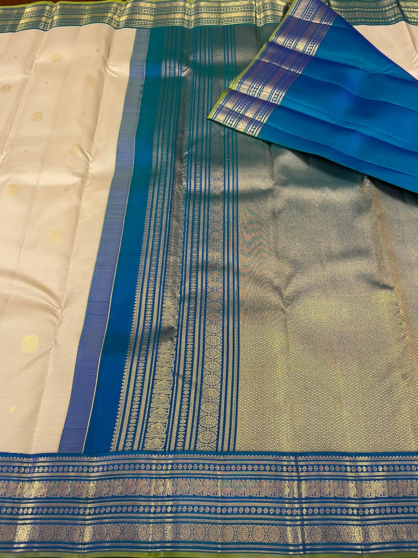 Kanchivaram Silk SBF45E6-7 By SRISHTA