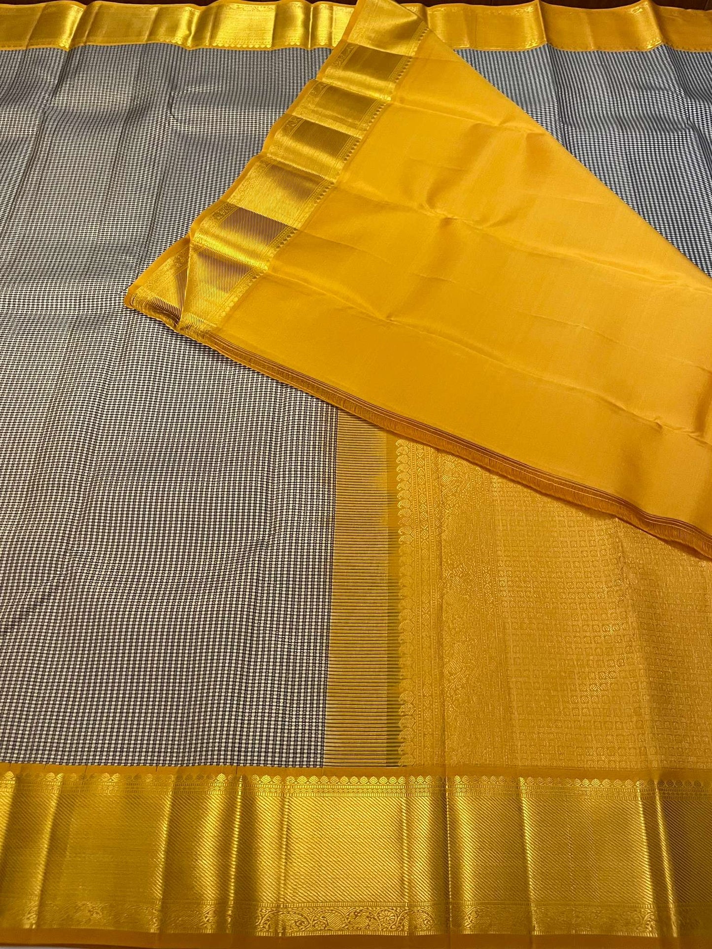 Kanchivaram Silk SBE187K4-1 By SRISHTA
