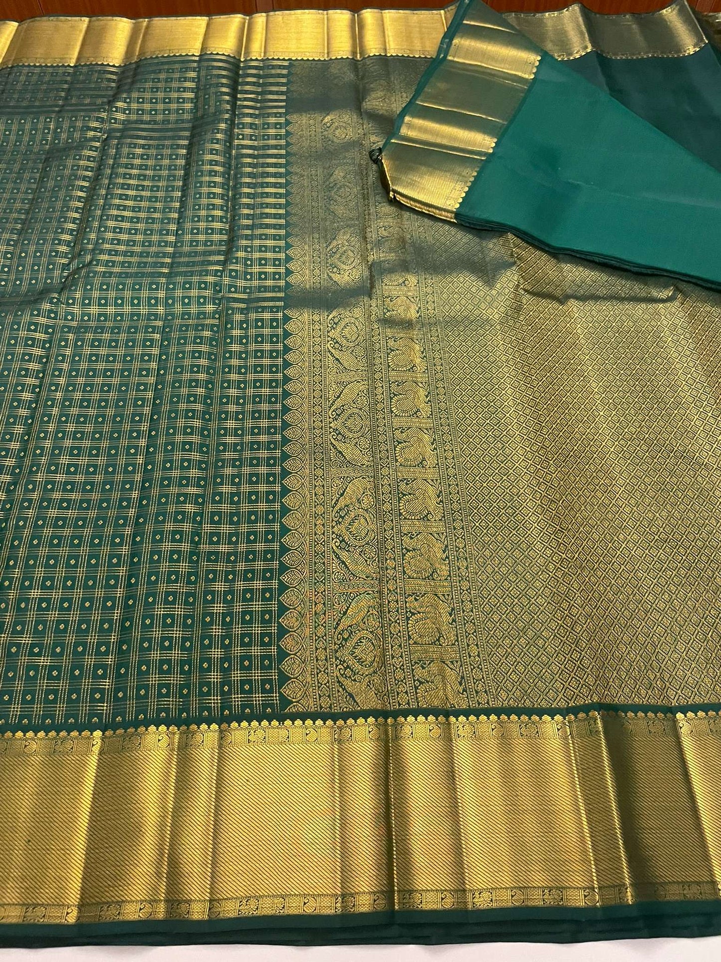 Kanchivaram Silk SBE249A6-1 By SRISHTA