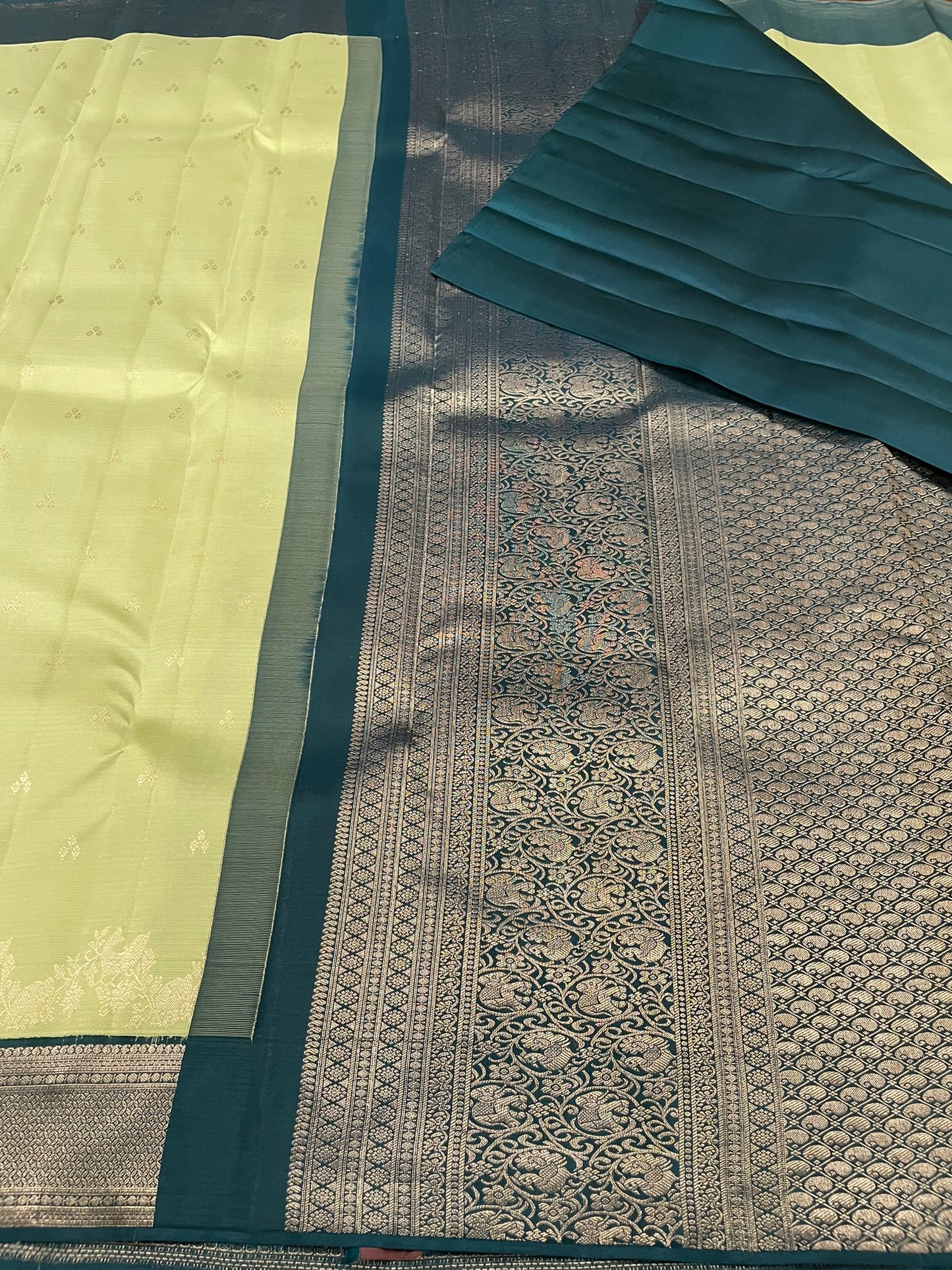 Kanchivaram Silk SBF45E18-3 By SRISHTA