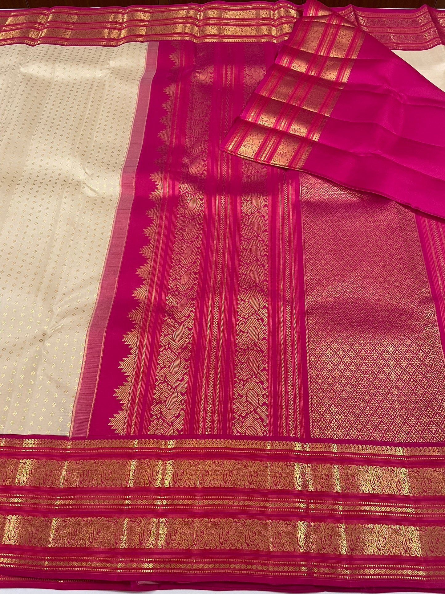 Kanchivaram Silk SBF45E21-1 By SRISHTA