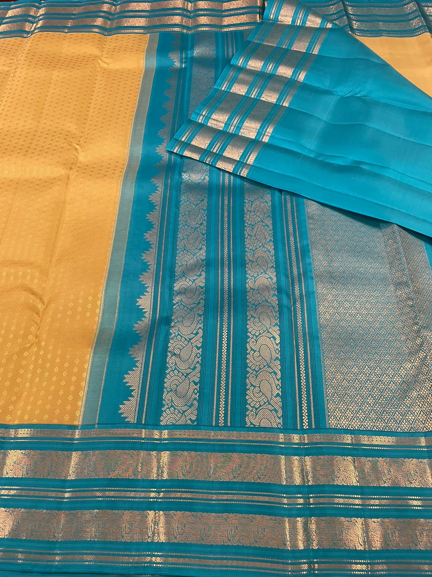 Kanchivaram Silk SBF45E21-12 By SRISHTA