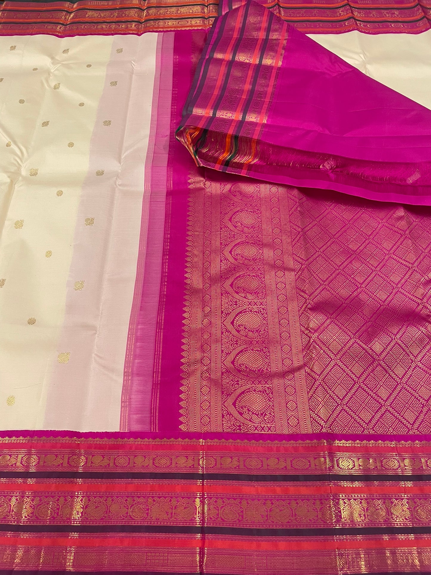 Kanchivaram Silk SBF51F3-2 By SRISHTA