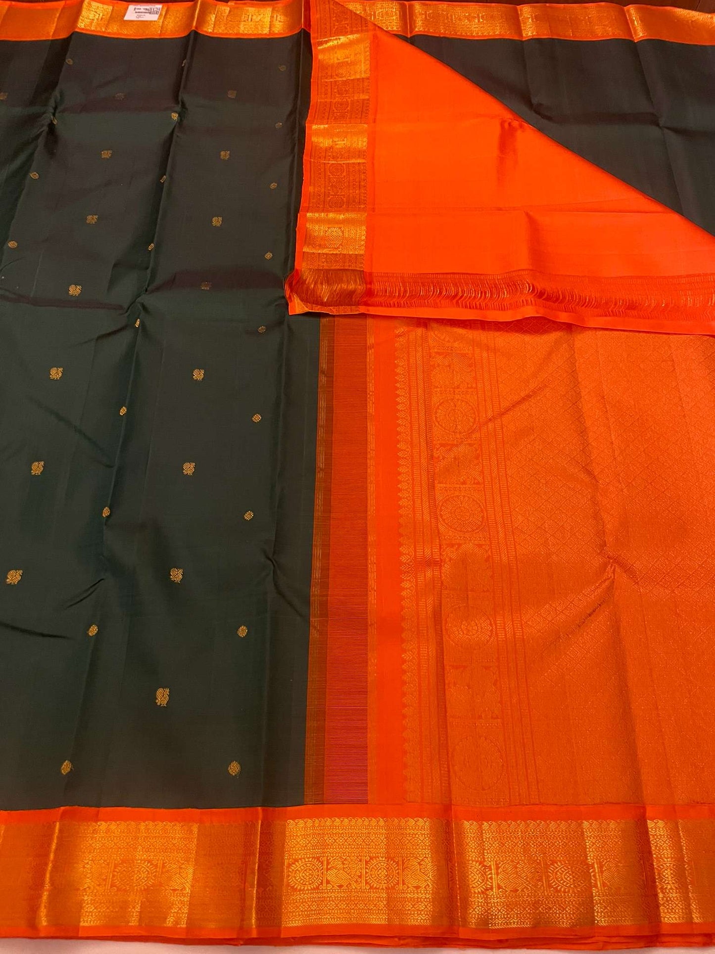 Kanchivaram Silk SBE162J5-1 By SRISHTA