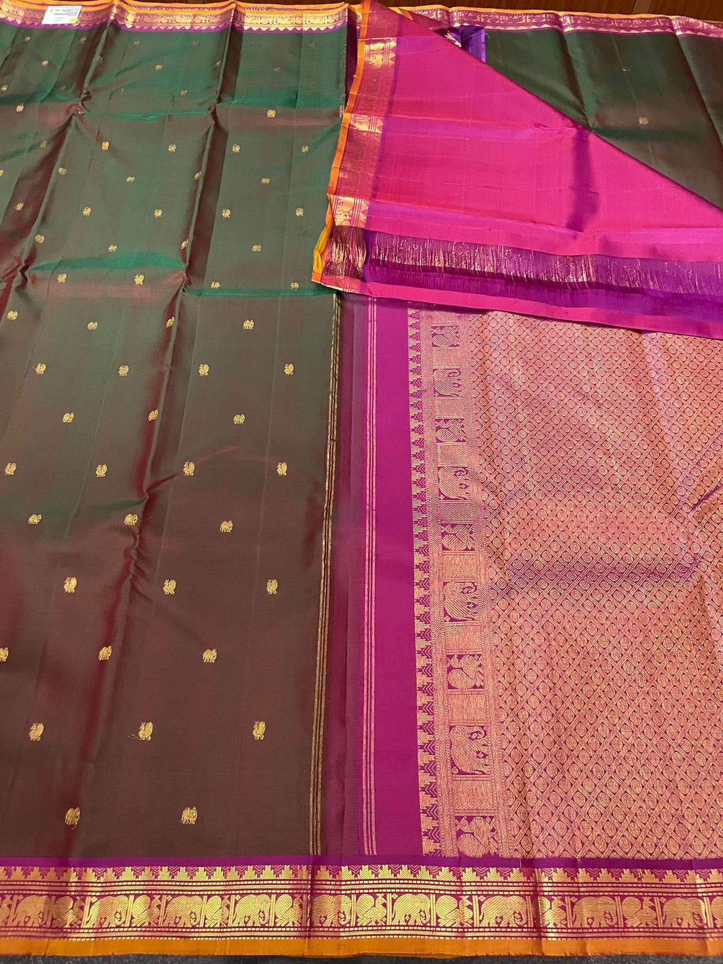 Kanchivaram Silk SBE196K3-1 By SRISHTA