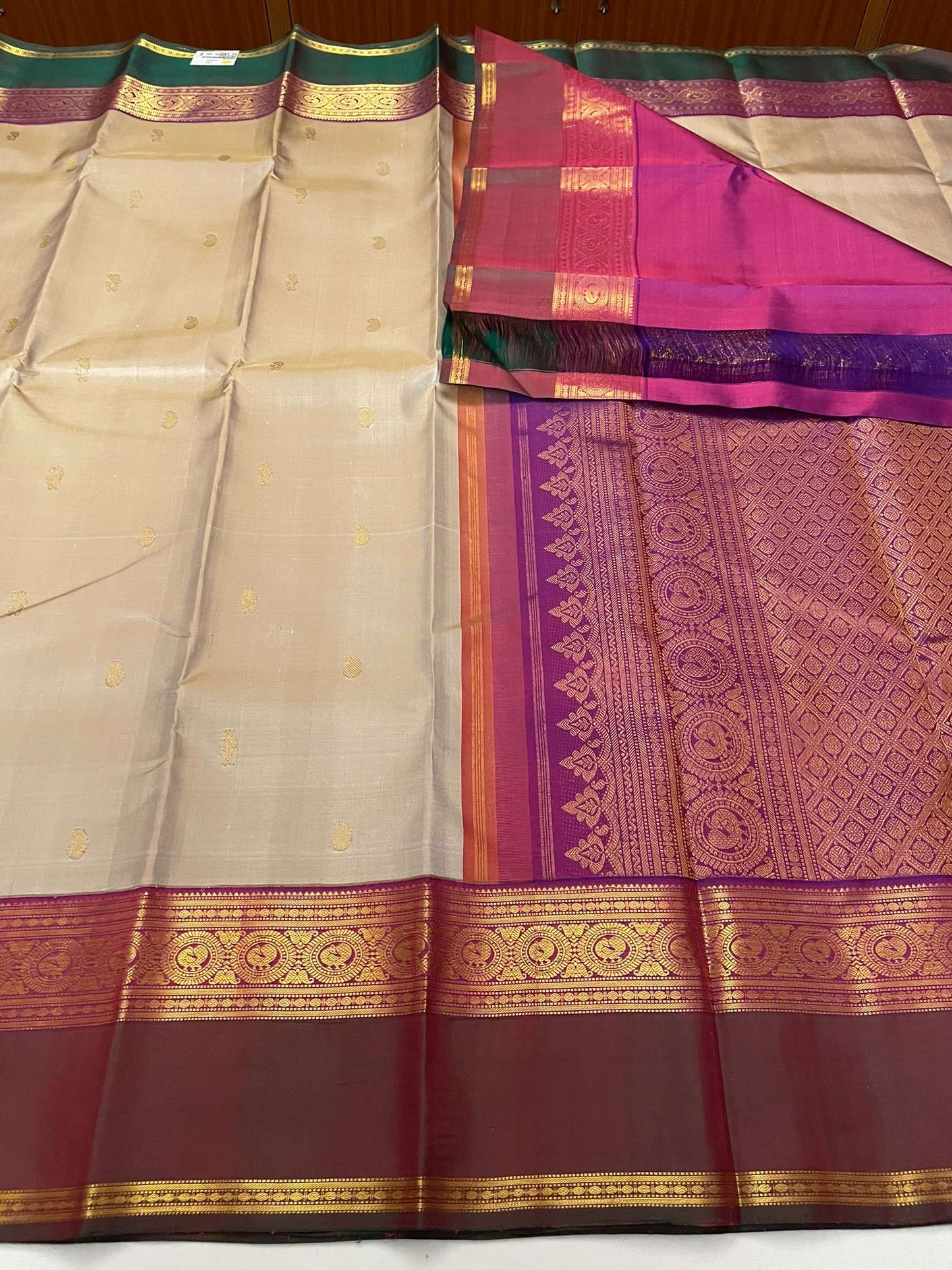 Kanchivaram Silk SBE197K15-1 By SRISHTA