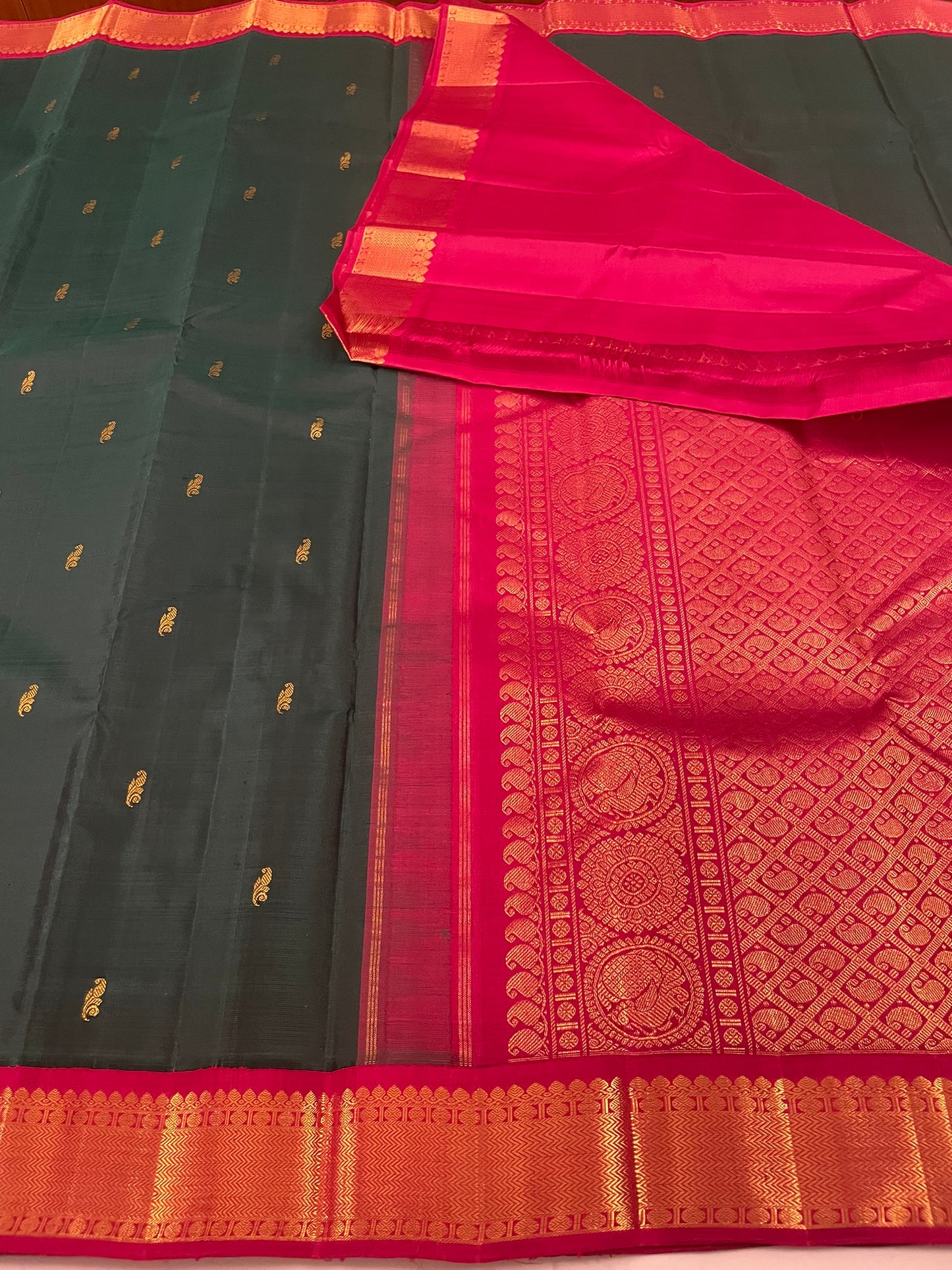Kanchivaram Silk SBF54F5-1 By SRISHTA