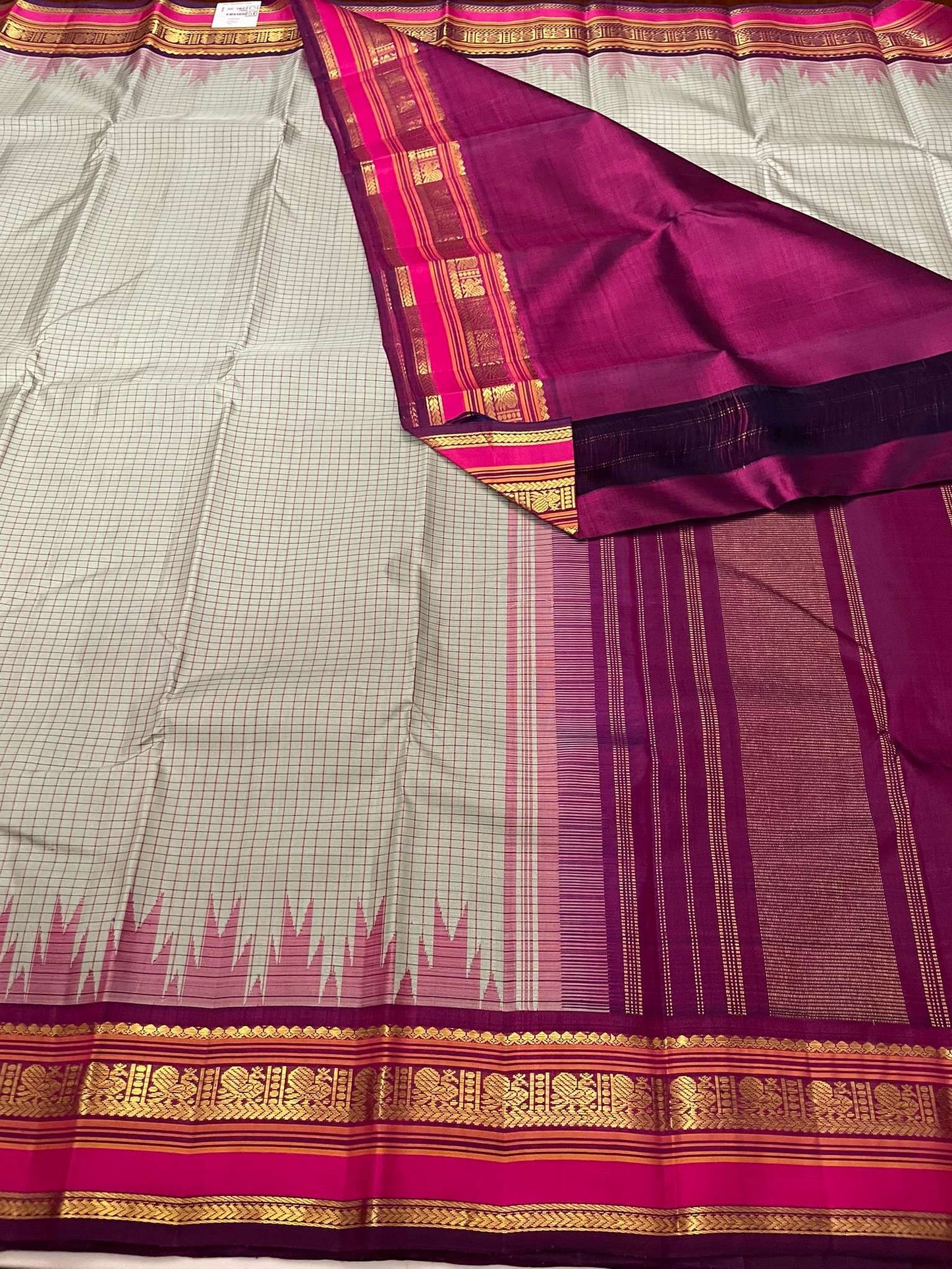 Kanchivaram Silk SBE138J5-1 By SRISHTA