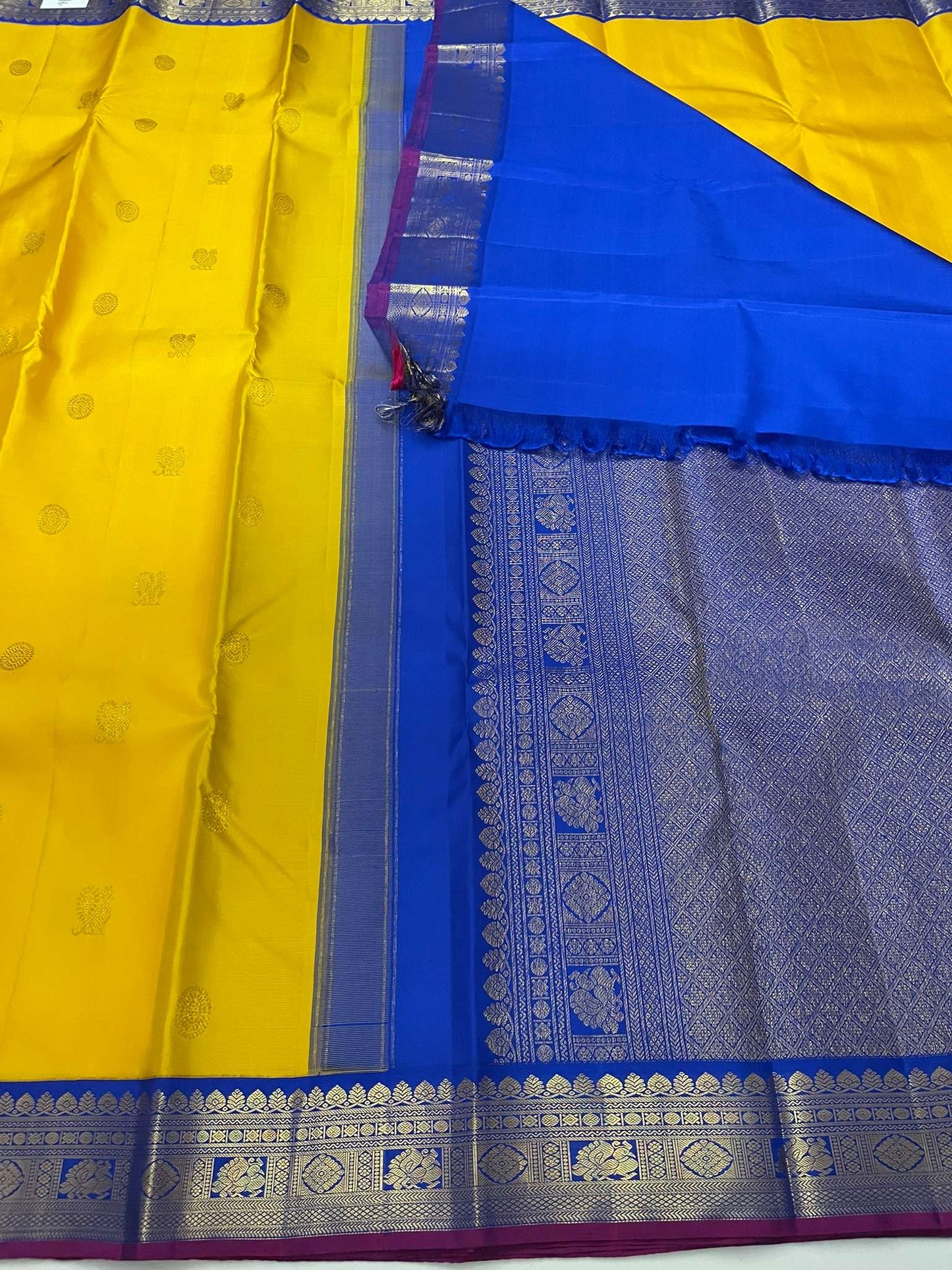 Kanchivaram Silk SBE165J3-2 By SRISHTA