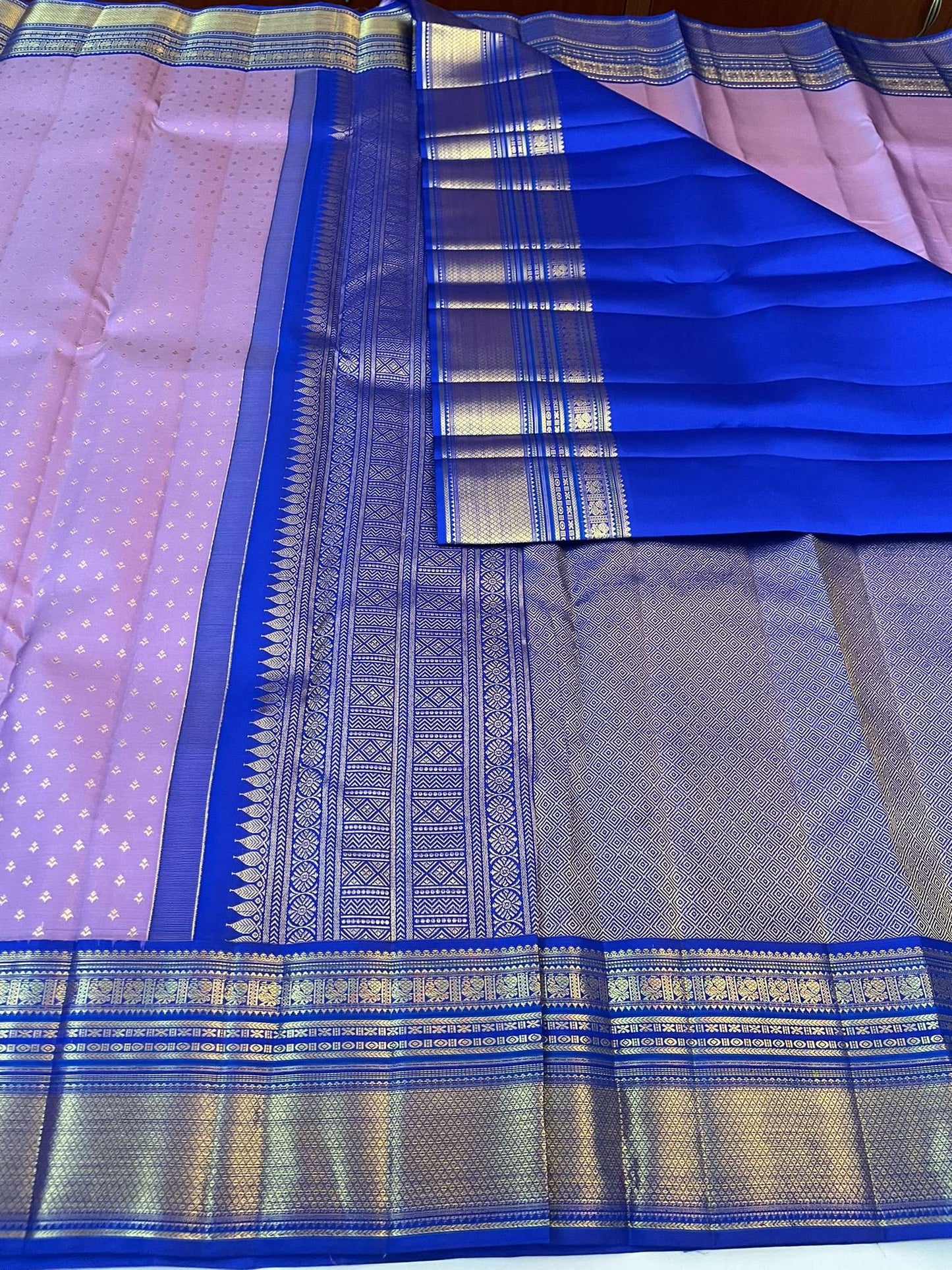 Kanchivaram Silk SBE201K12-11 By SRISHTA