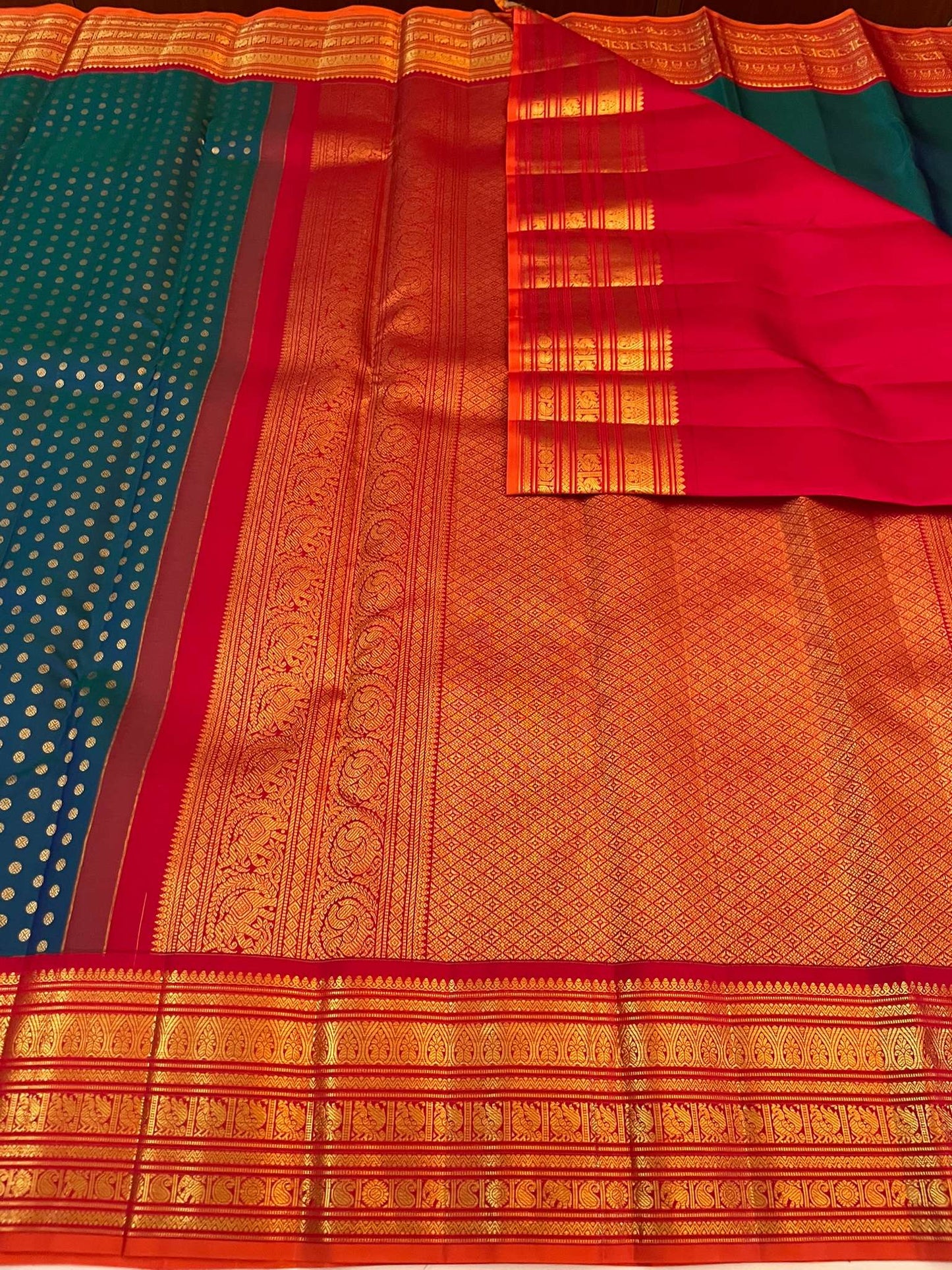 Kanchivaram Silk SBE201K12-8 By SRISHTA