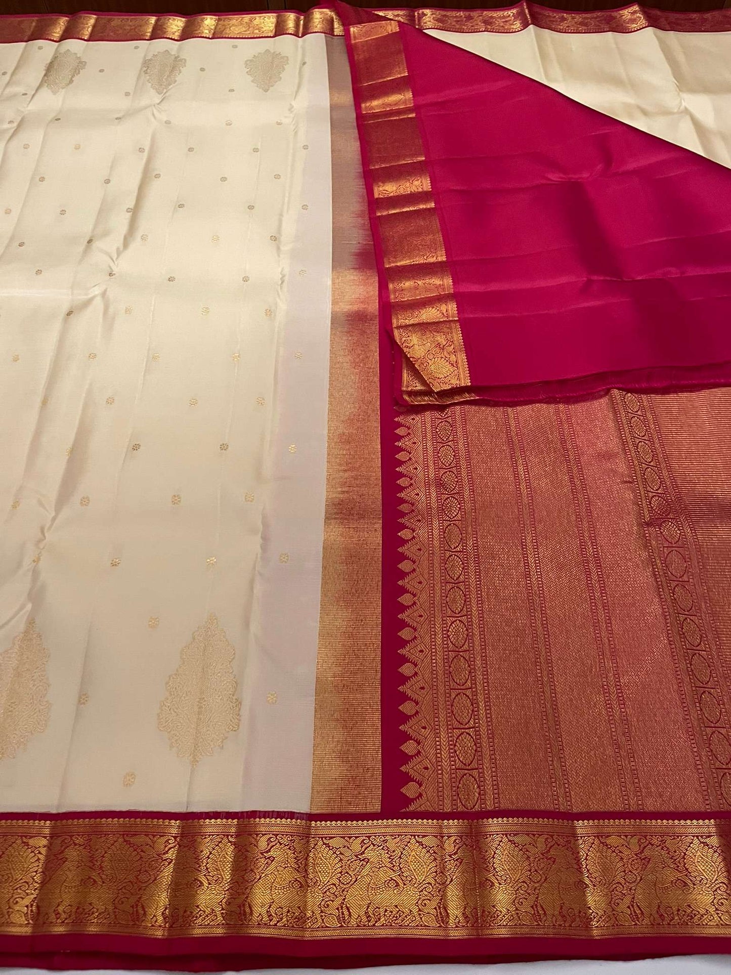 Kanchivaram Silk SBE208L2-6 By SRISHTA
