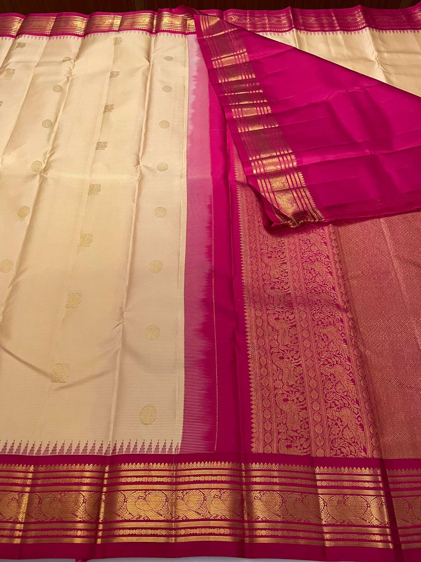 Kanchivaram Silk SBE208L2-2 By SRISHTA