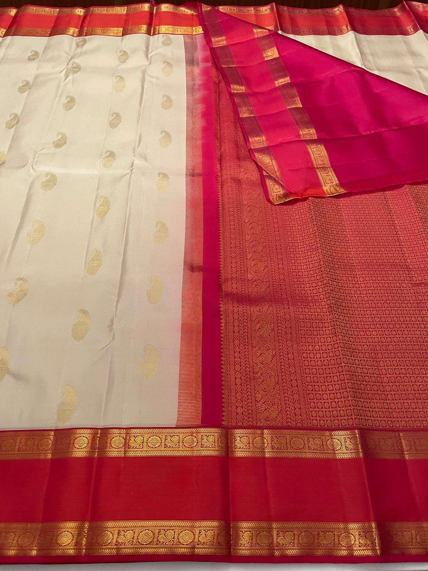 Kanchivaram Silk SBE208L2-3 By SRISHTA