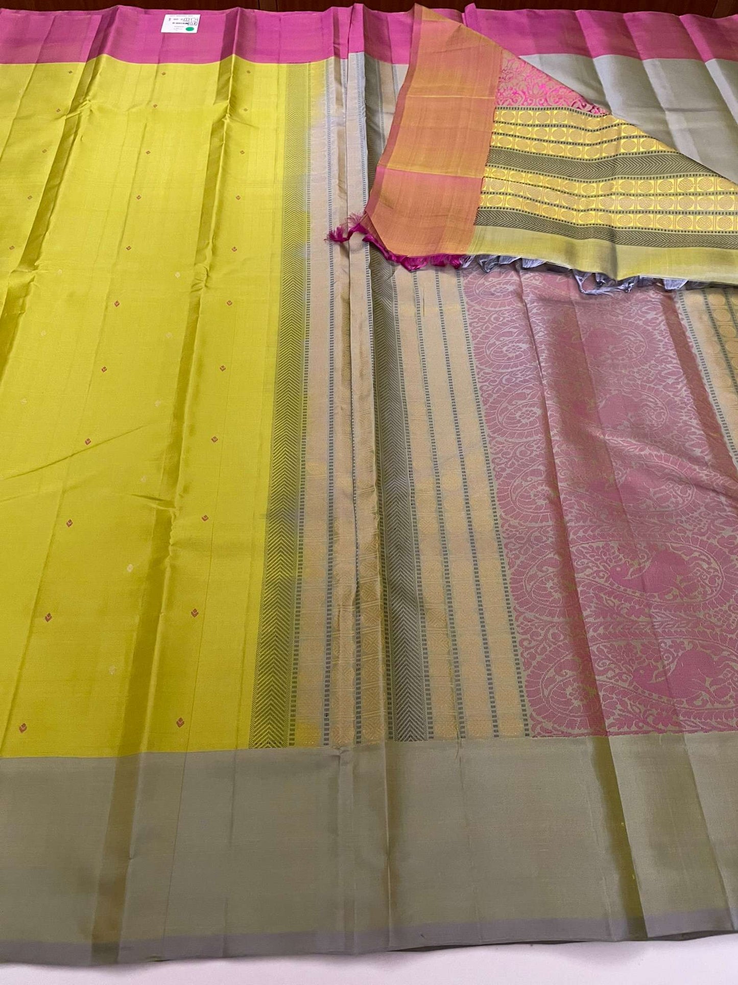 Kanchivaram Silk SBE179J3-1 By SRISHTA