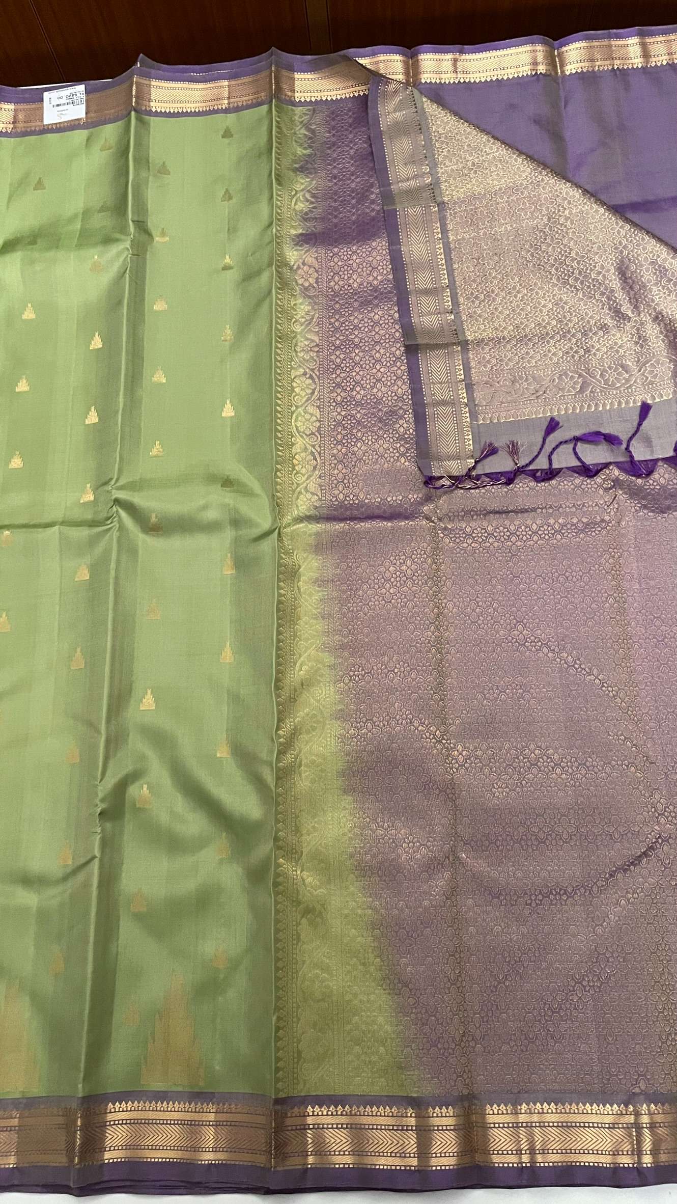 Kanchivaram Silk SBE152J39-7 By SRISHTA