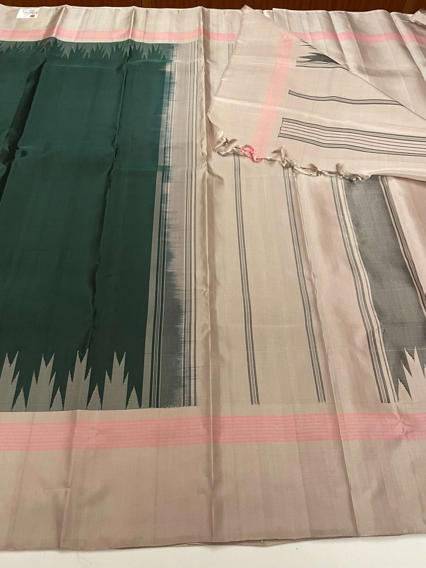 Kanchivaram Silk SBE179J5-7 By SRISHTA