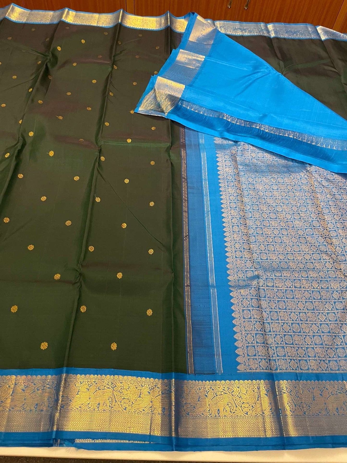 Kanchivaram Silk SBE175J3-3 By SRISHTA