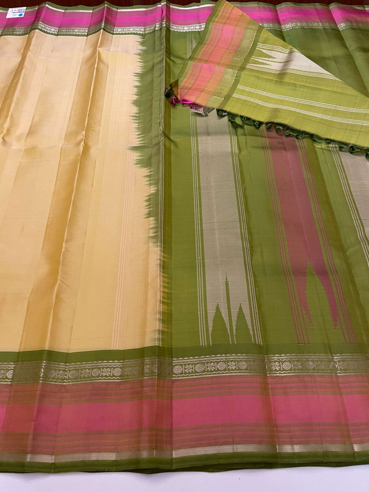 Kanchivaram Silk SBE179J2-1 By SRISHTA