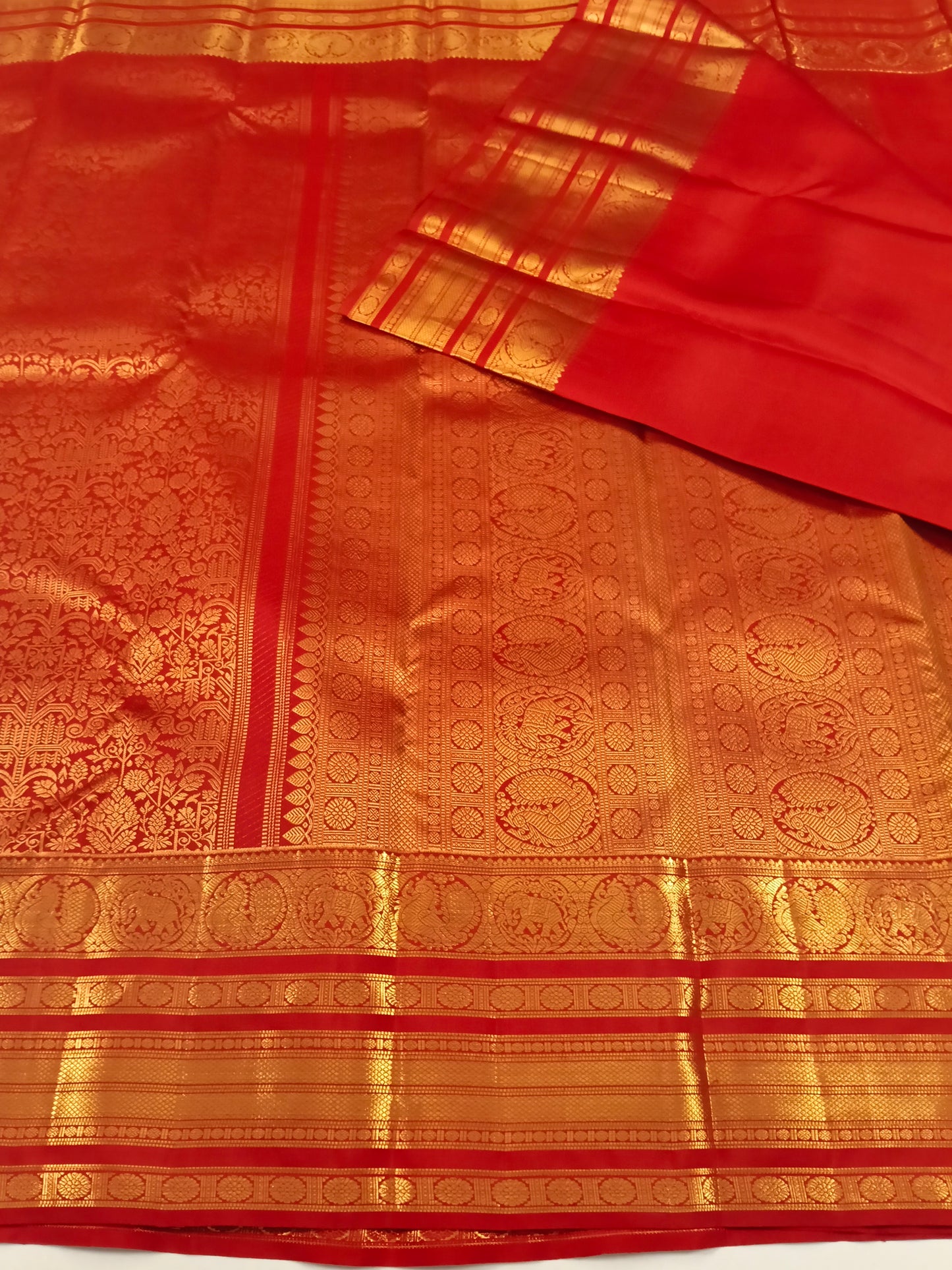 Kanchivaram Silk SBF83G22-5 By SRISHTA
