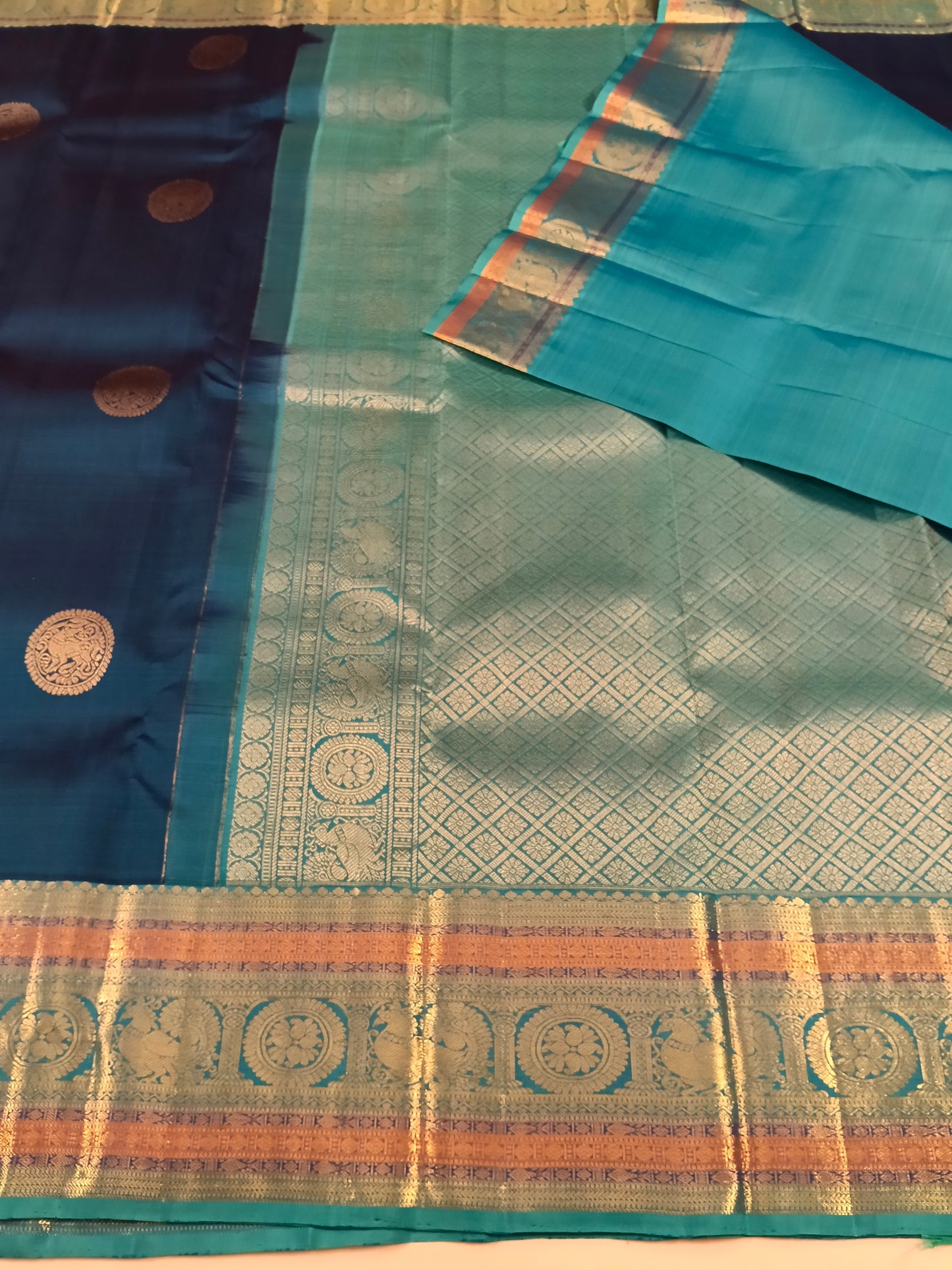 Kanchivaram Silk SBF83G18-1 By SRISHTA