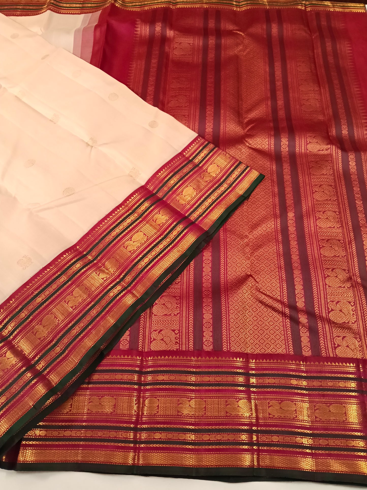 Kanchivaram Silk SBF88H5-1 By SRISHTA