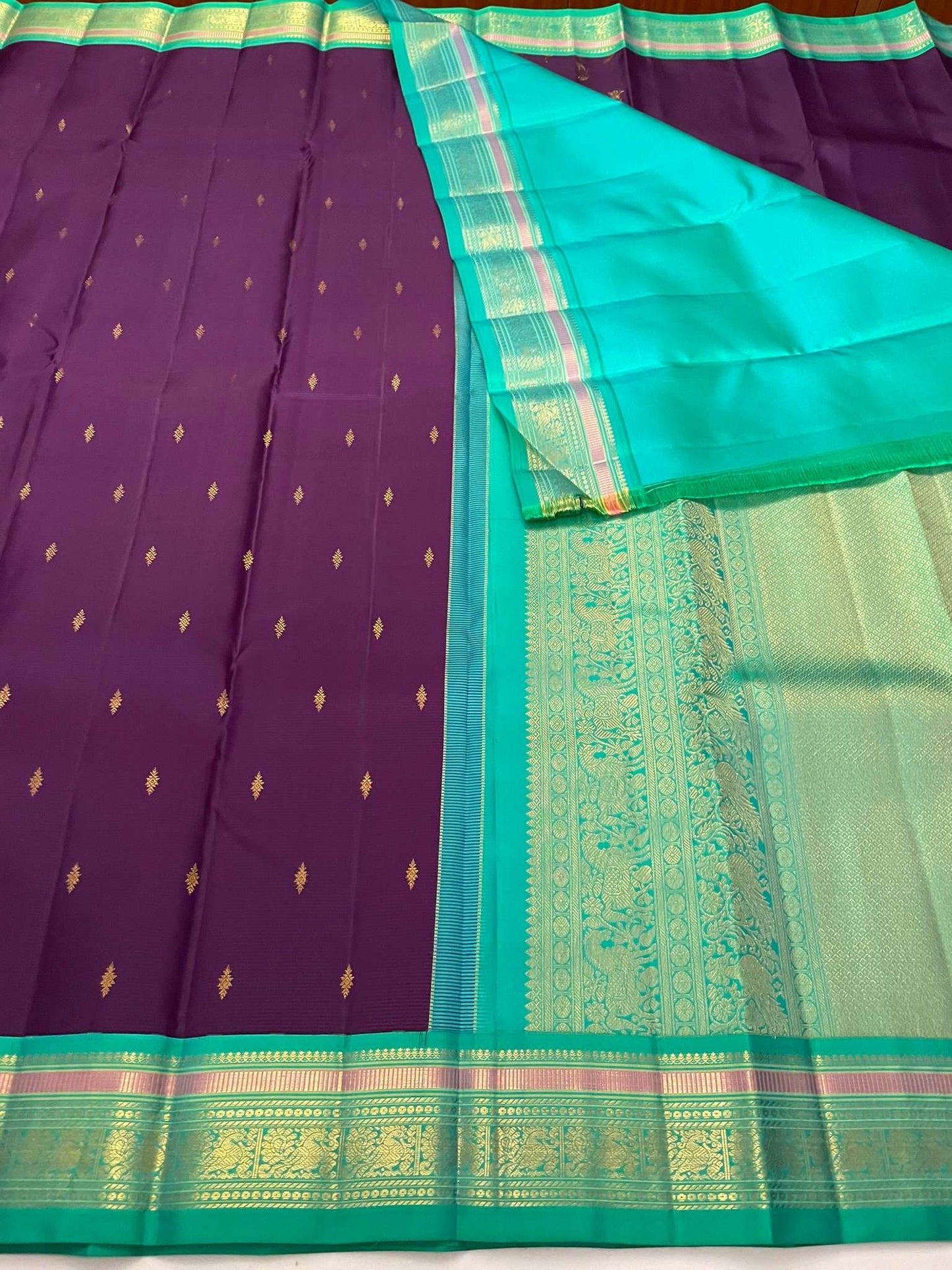 Kanchivaram Silk SBE208L5-5 By SRISHTA
