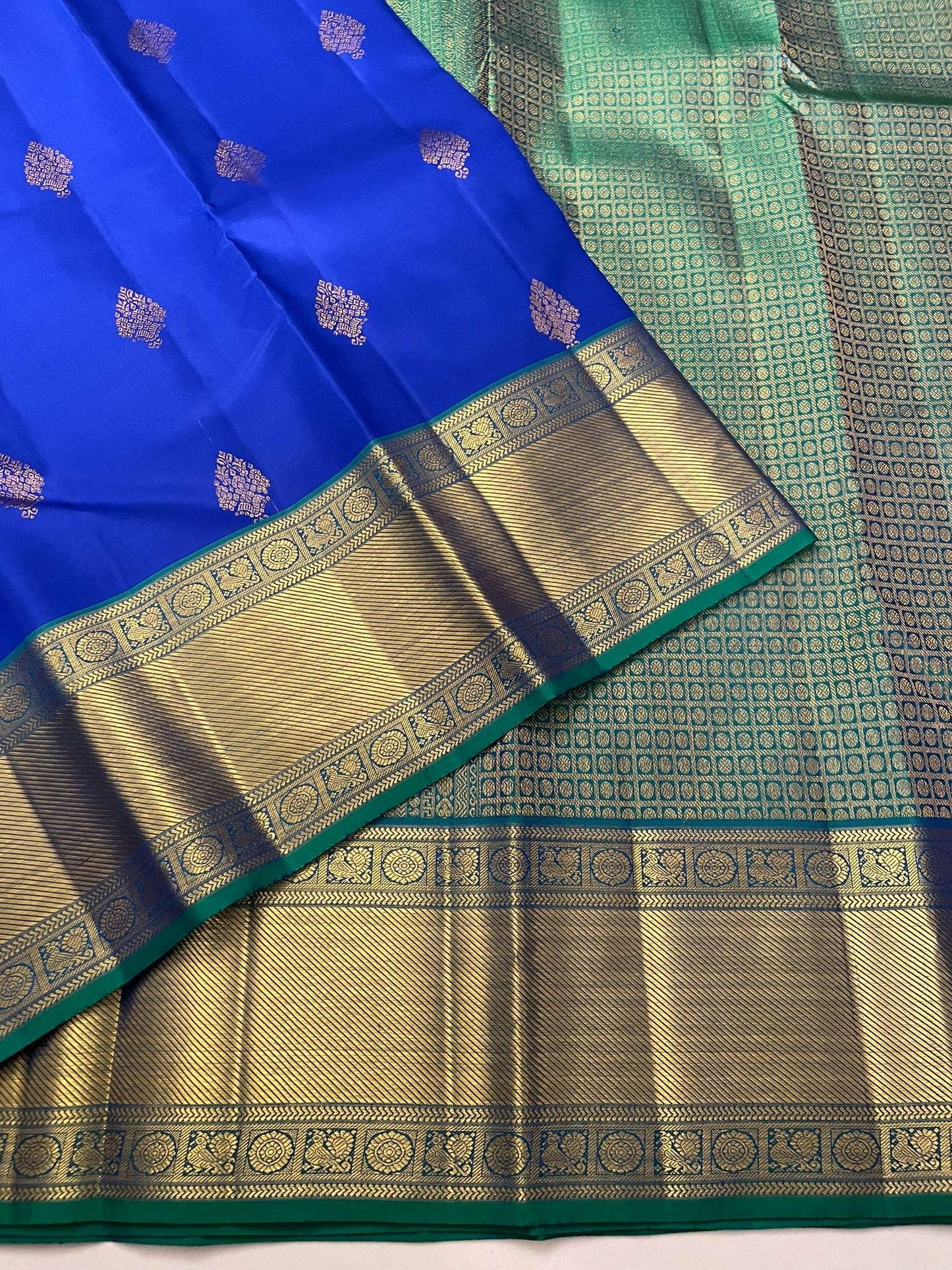 Kanchivaram Silk SBE208L6-2 By SRISHTA