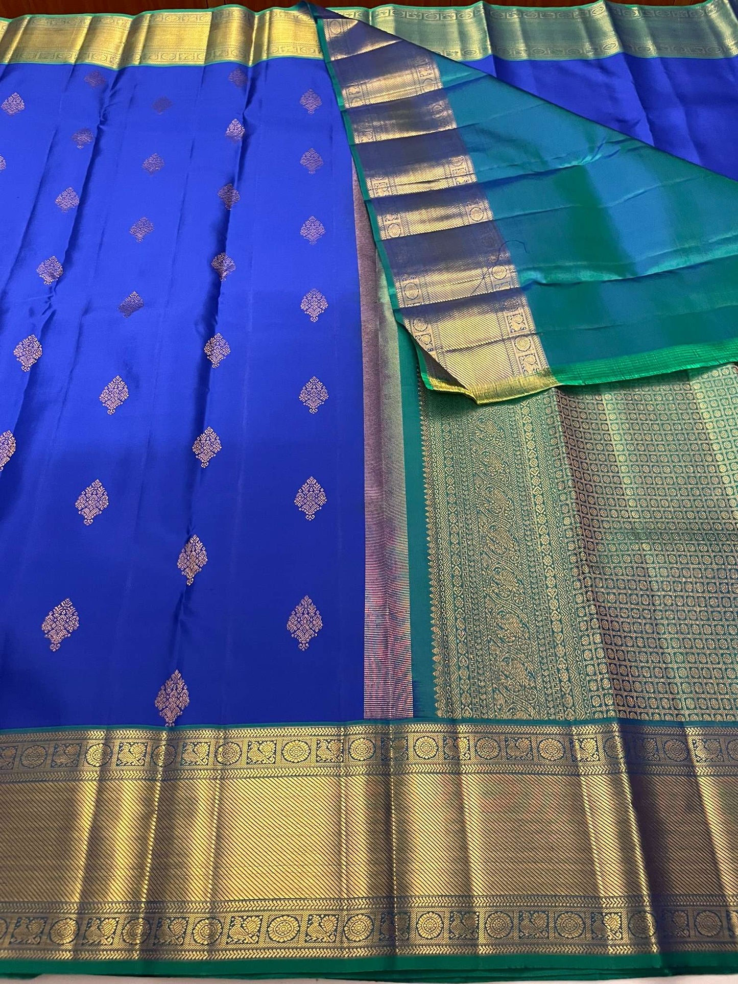 Kanchivaram Silk SBE208L6-2 By SRISHTA