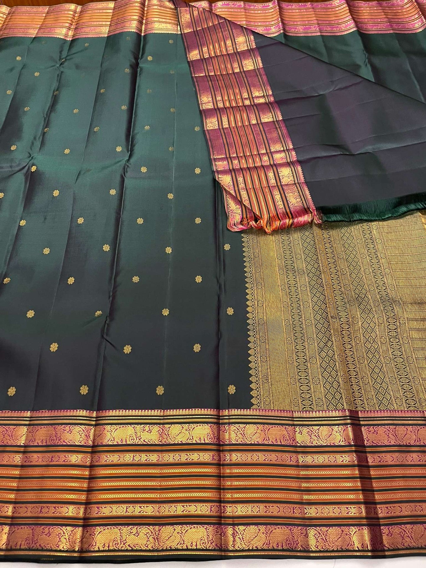 Kanchivaram Silk SBE208L7-4 By SRISHTA